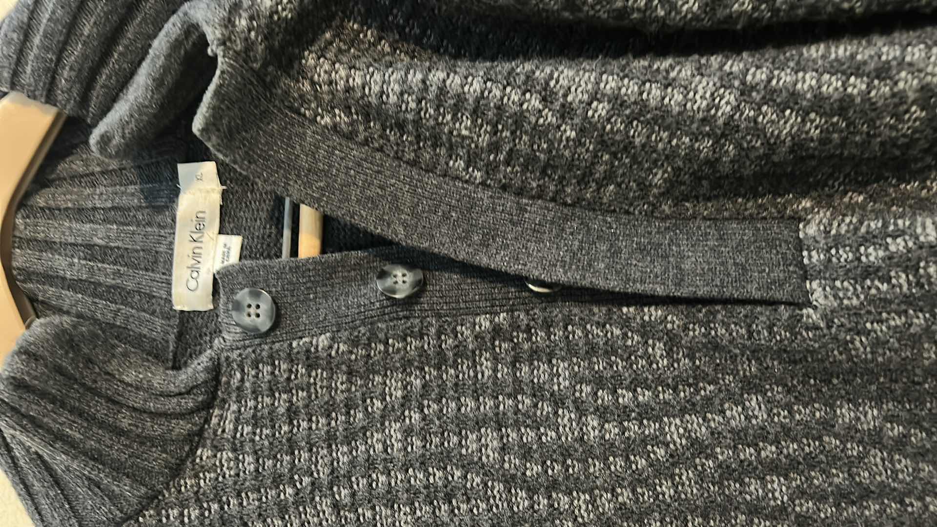 Photo 1 of MENS CALVIN KLEIN XL 100% WOOL PULLOVER SWEATER