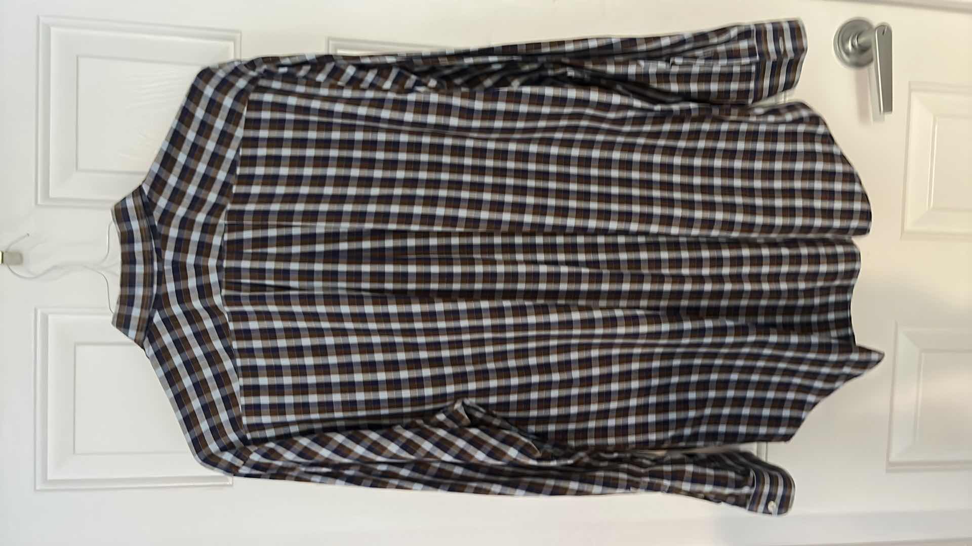 Photo 1 of MENS CLOTHING- IKE BEHAR NEW YORK 100% COTTON COLLARED BUTTON DOWN SHIRT SIZE 17-36