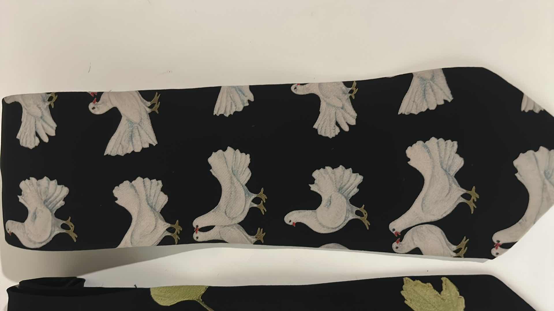 Photo 1 of 2 MENS DESIGNER SILK TIES - PARIS