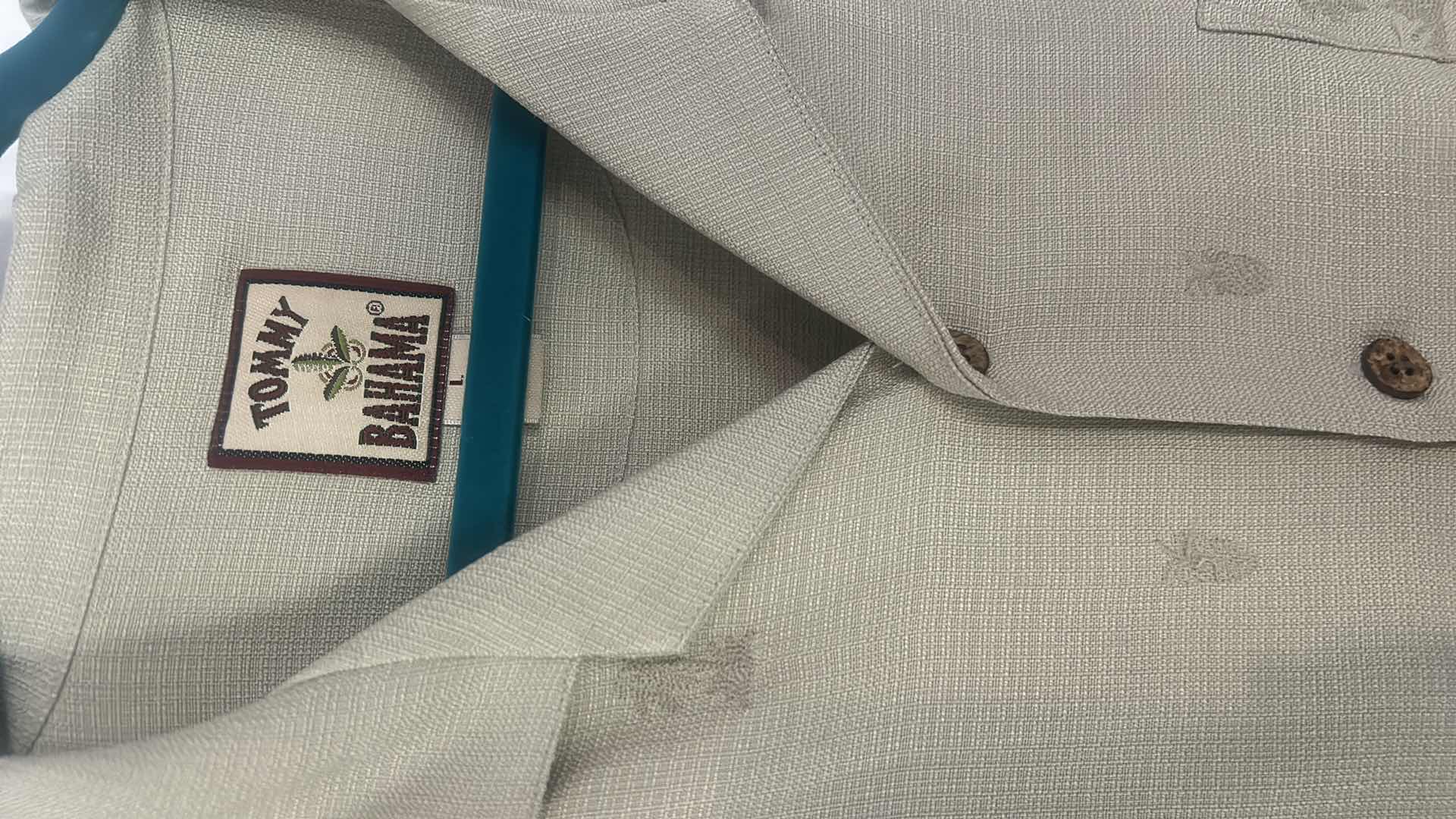 Photo 1 of MENS CLOTHING- TOMMY BAHAMAS 100% SILK SHIRT SIZE L