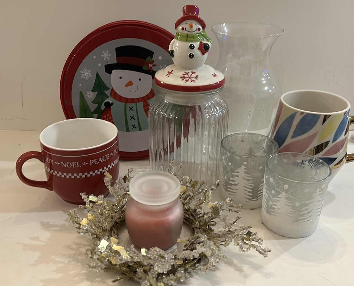 Photo 1 of CHRISTMAS ASSORTMENT