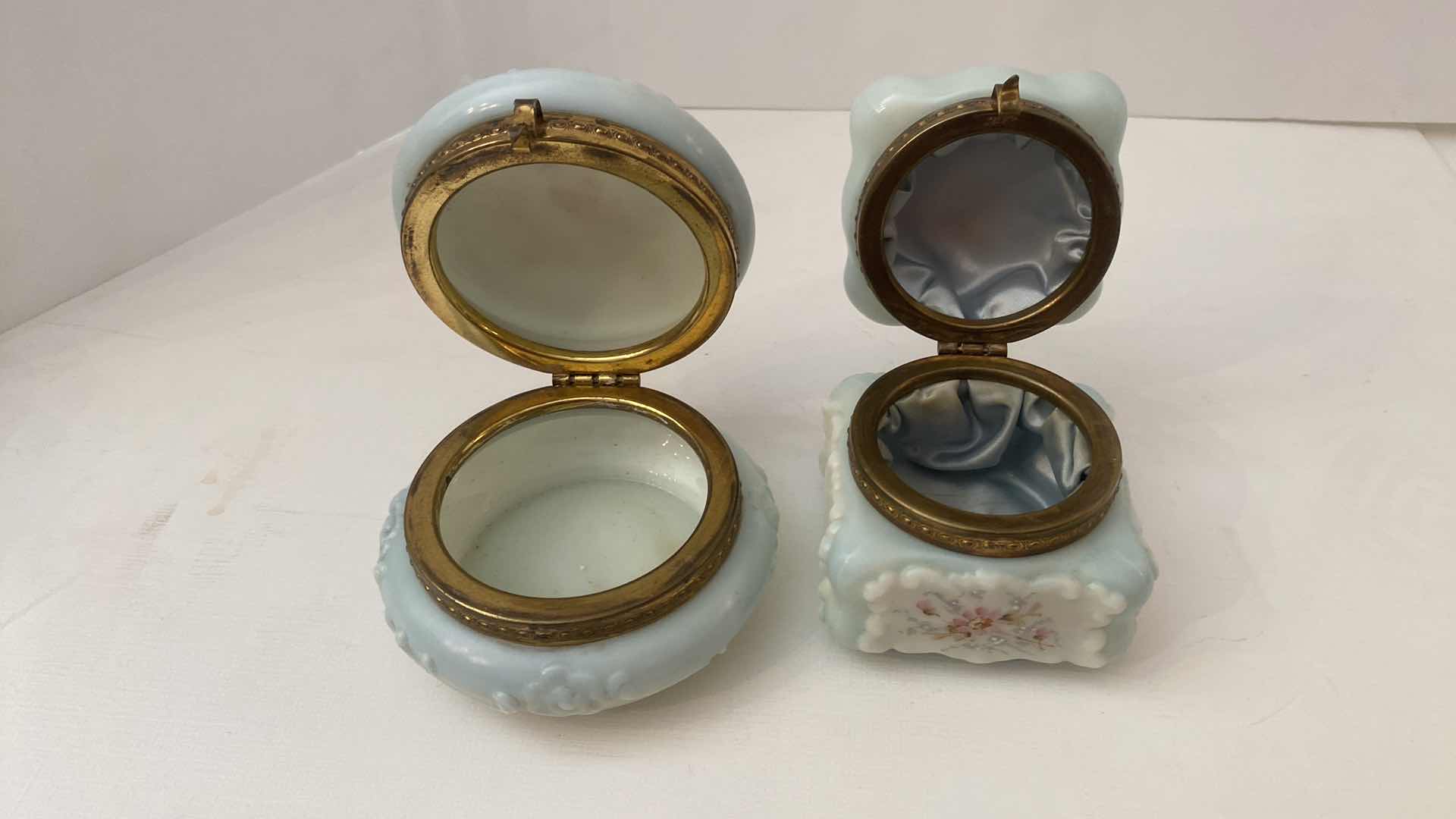 View 4 of ANTIQUE WAVE CREST GLASS VANITY BOXES LARGEST 4 1/2“ x 3 1/2”