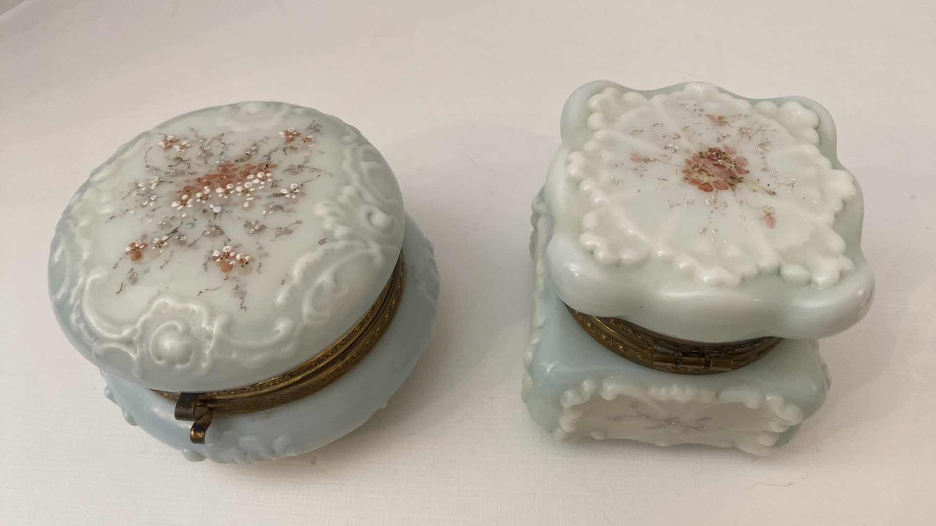View 2 of ANTIQUE WAVE CREST GLASS VANITY BOXES LARGEST 4 1/2“ x 3 1/2”