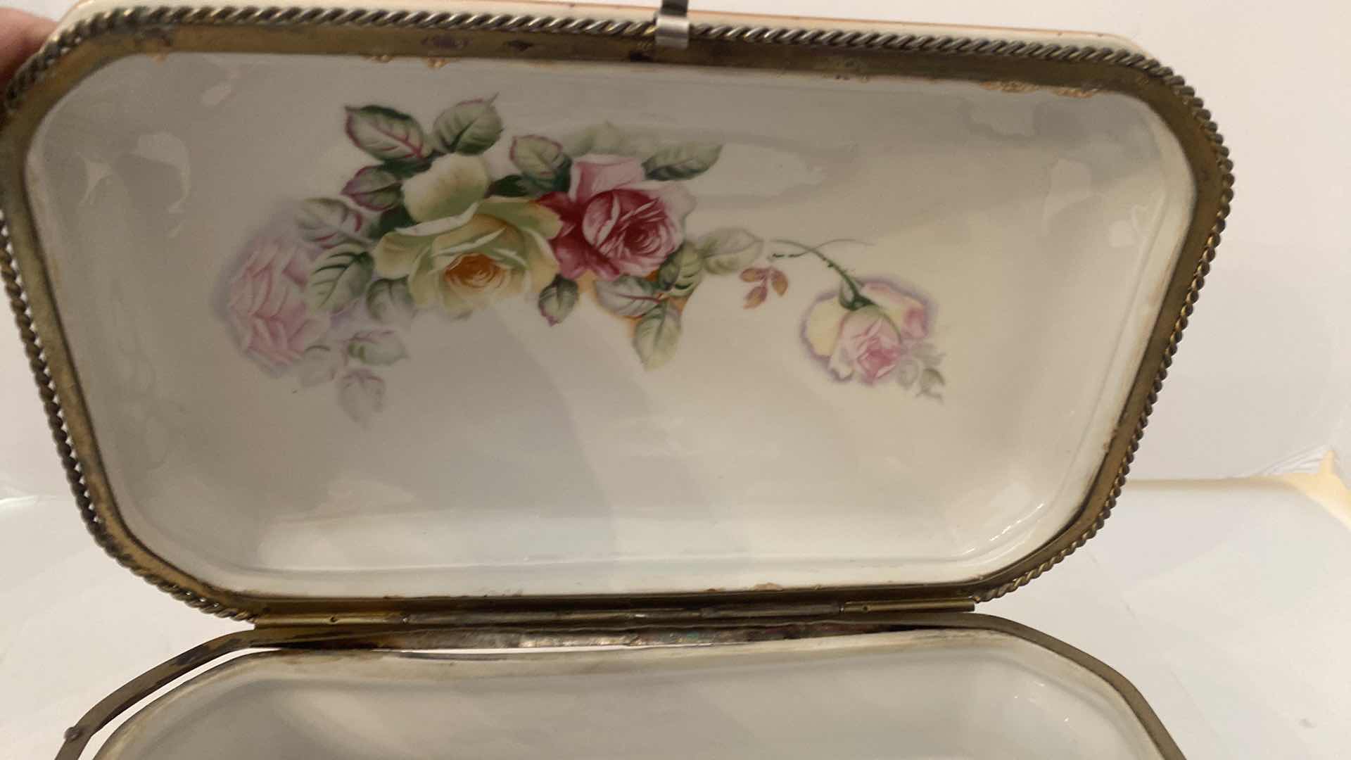 Photo 1 of VINTAGE RS PRUSSIA DOMED DRESSER / JEWELRY BOX 11“ x 5 3/4”