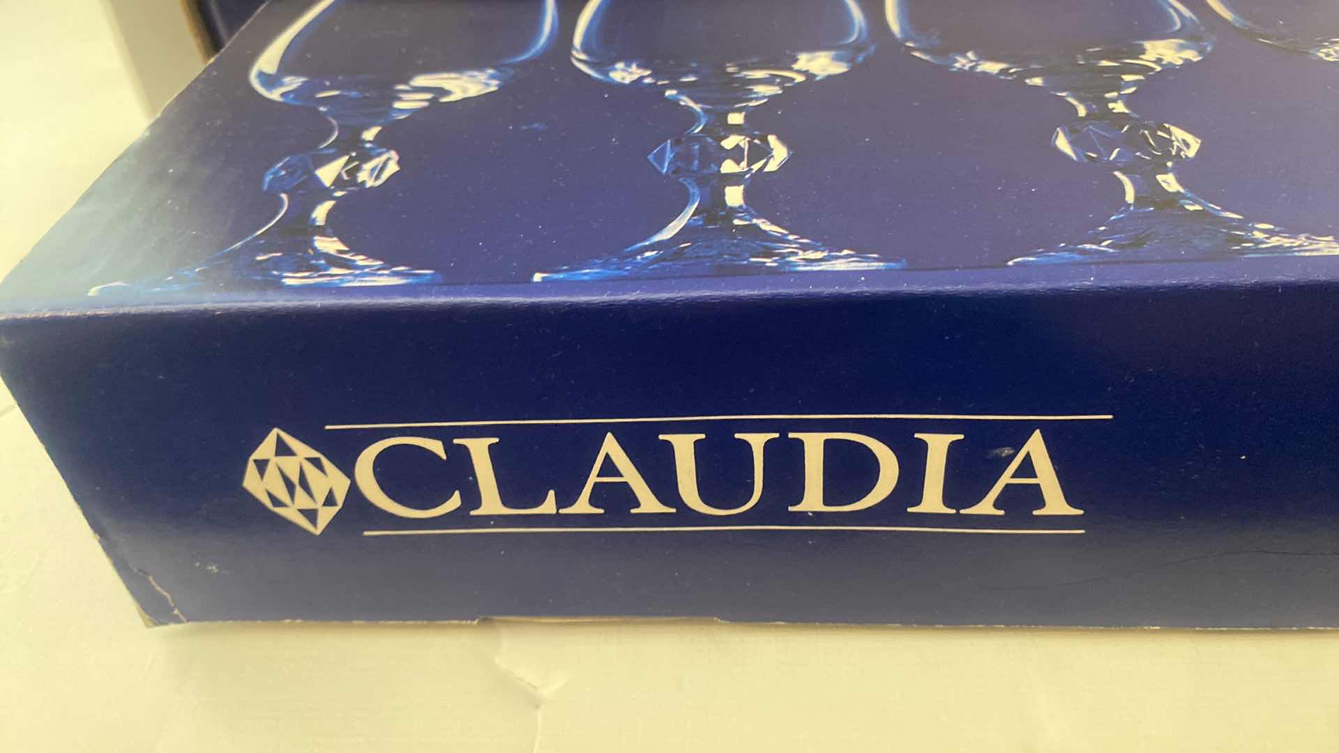 Photo 1 of 6 CLAUDIA RED WINE AND 6 WHITE WINE