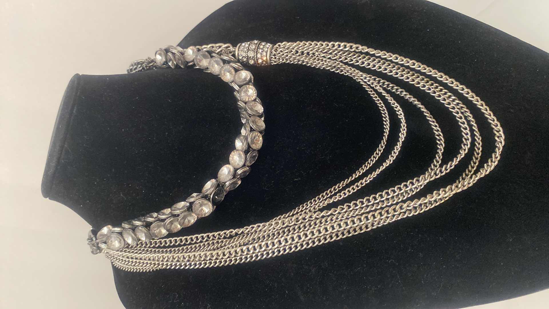 Photo 1 of COSTUME JEWELRY - PAIR OF NECKLACES