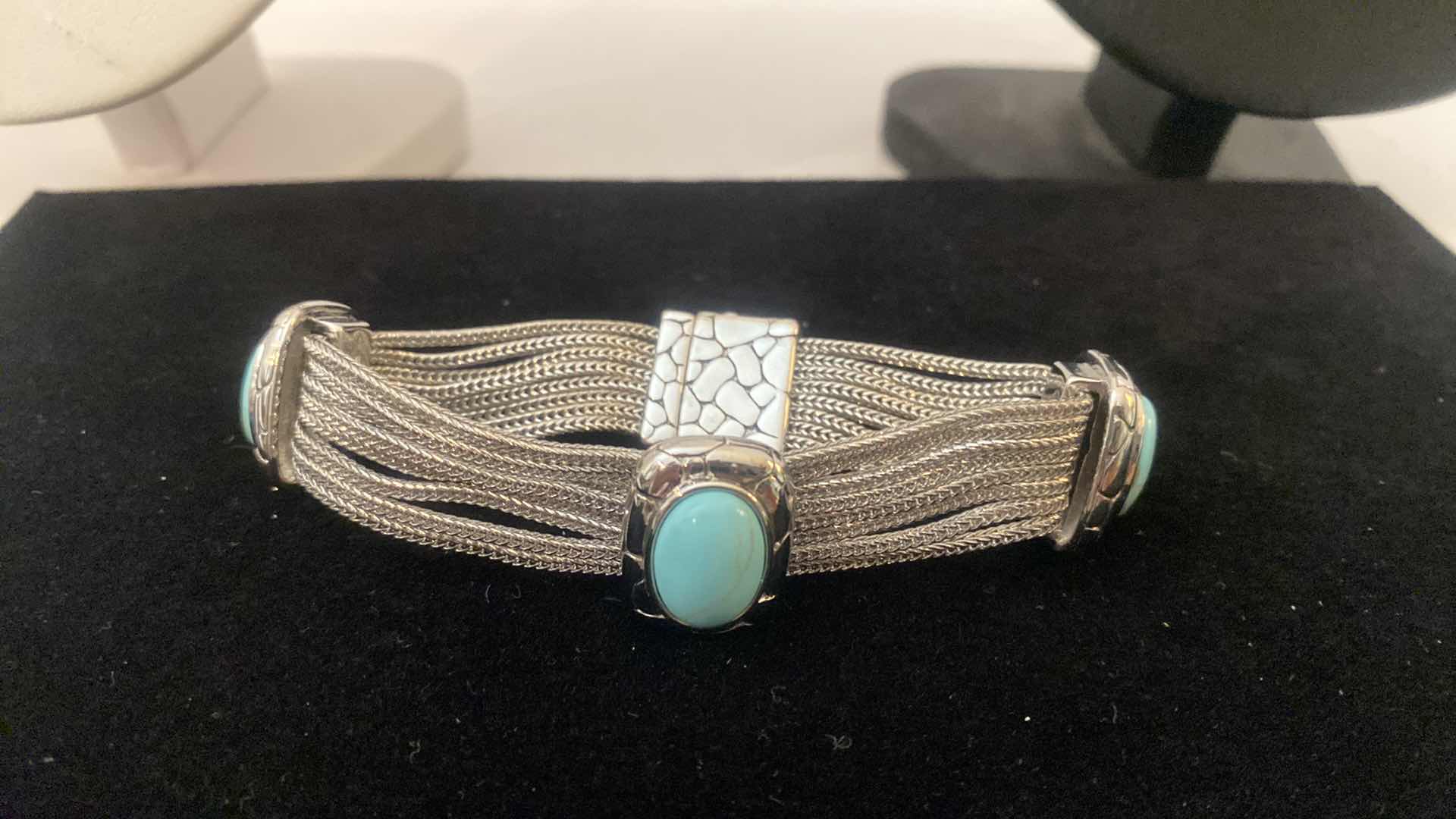 Photo 1 of COSTUME JEWELRY - NECKLACES AND BRACELET