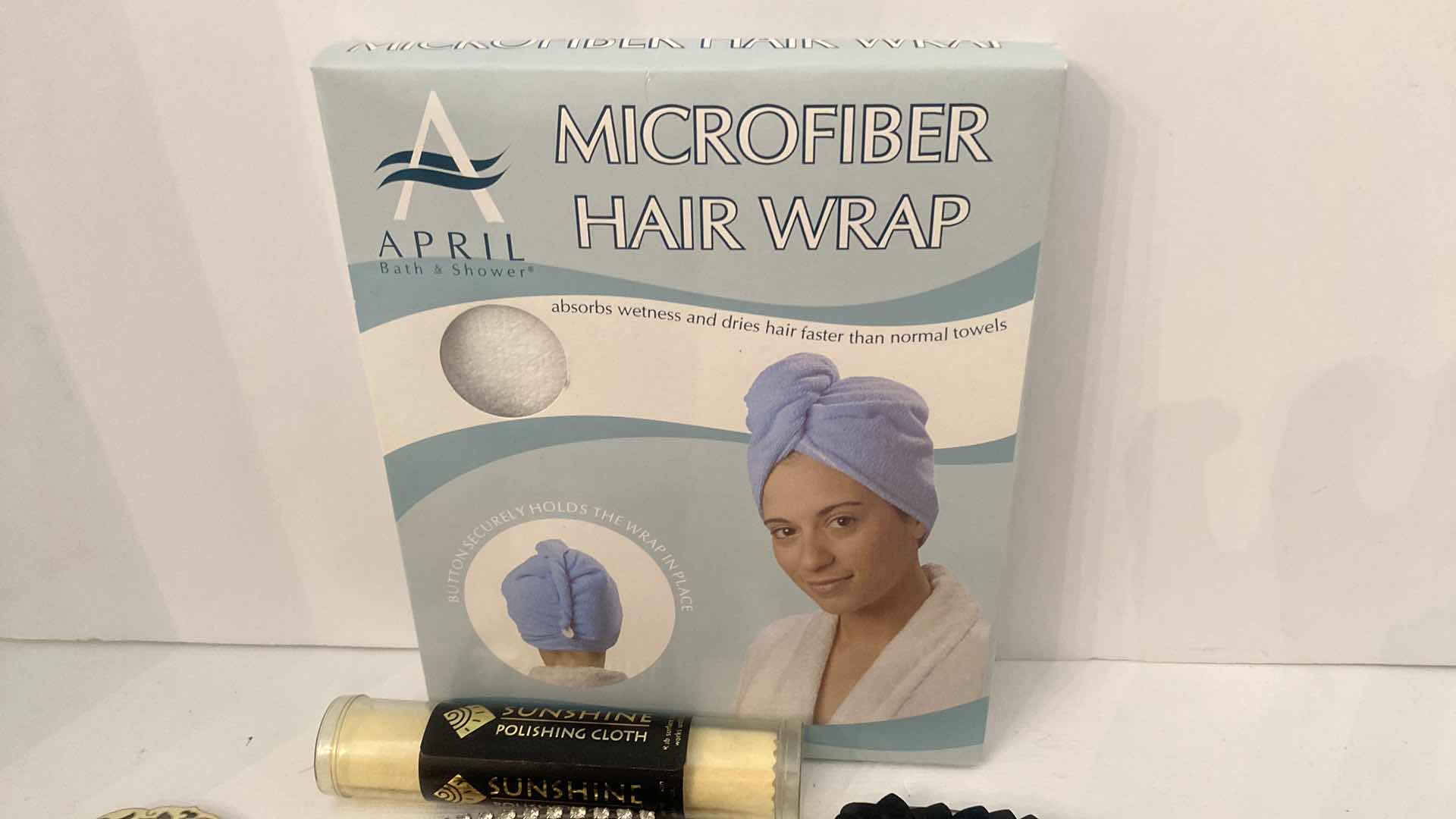 Photo 1 of HAIR ACCESSORIES