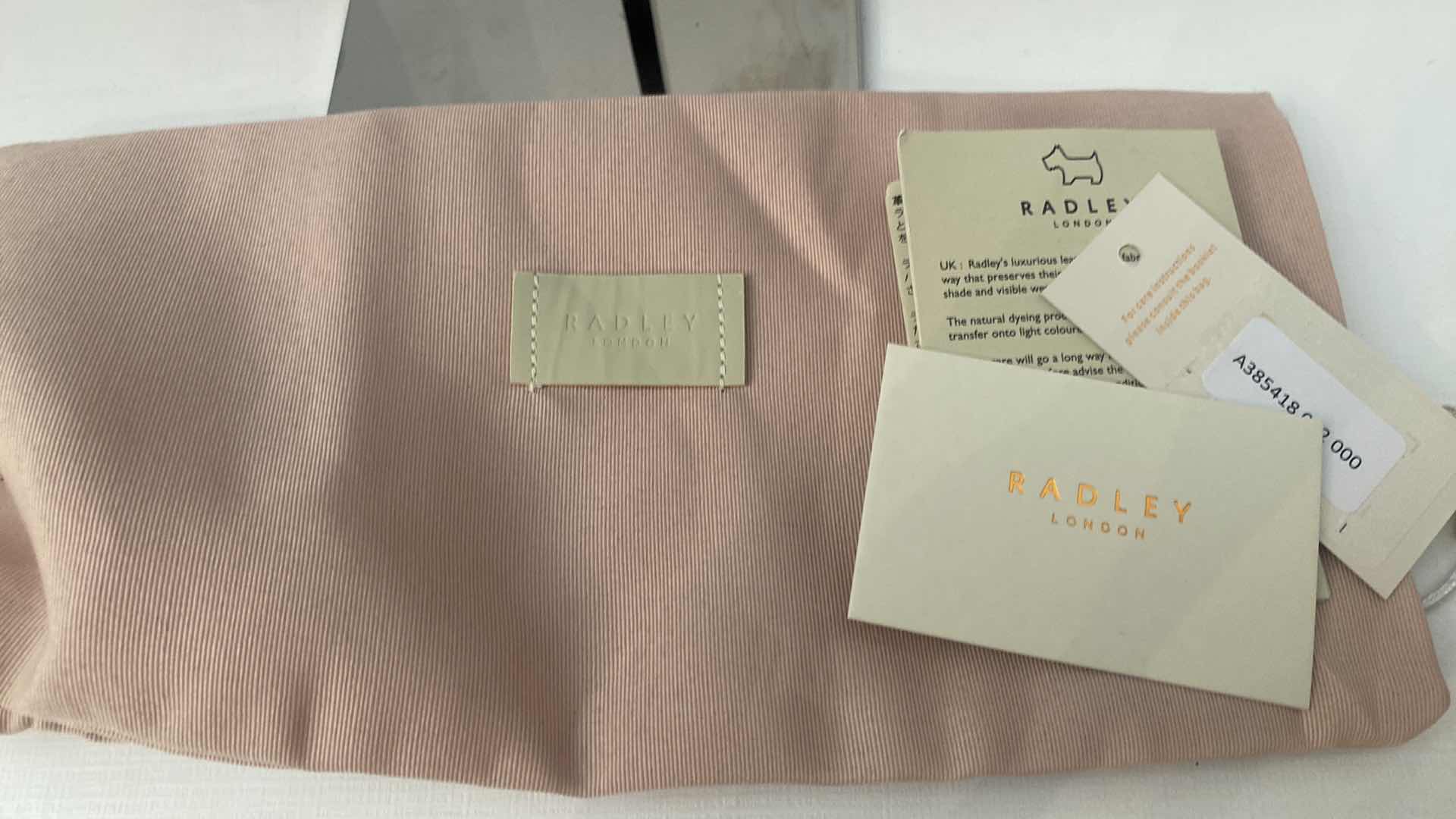 Photo 1 of WOMENS RADLEY LONDON HANDBAG 9 1/2” x 7 1/2” excluding strap