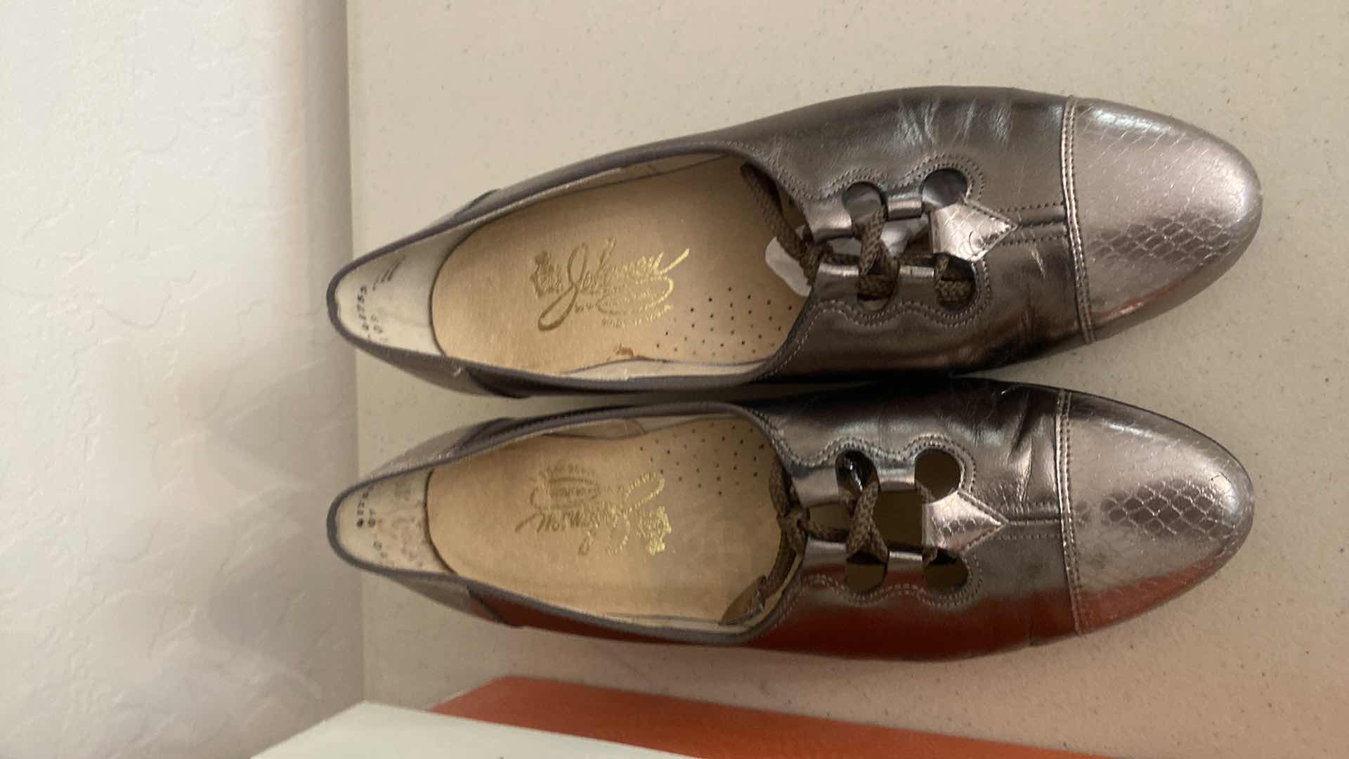 Photo 1 of 3 PAIRS WOMEN SIZE 6 1/2 SHOES