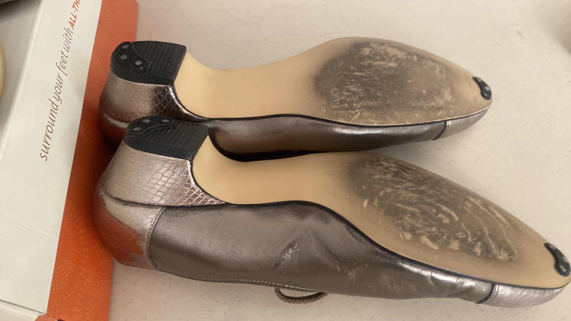 Photo 1 of 3 PAIRS WOMEN SIZE 6 1/2 SHOES