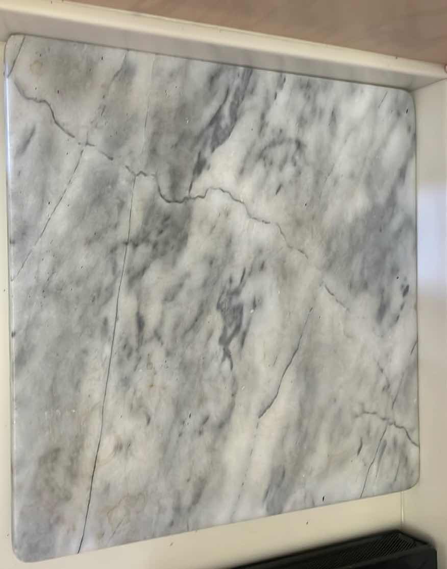 Photo 1 of 18x18 MARBLE CUTTINGBLOCK