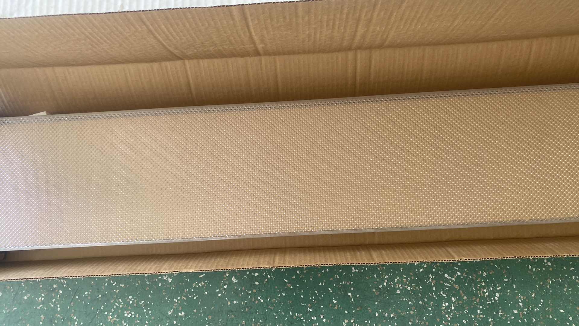 Photo 1 of LITHONIA LIGHTING 4’ SHOPLIGHT