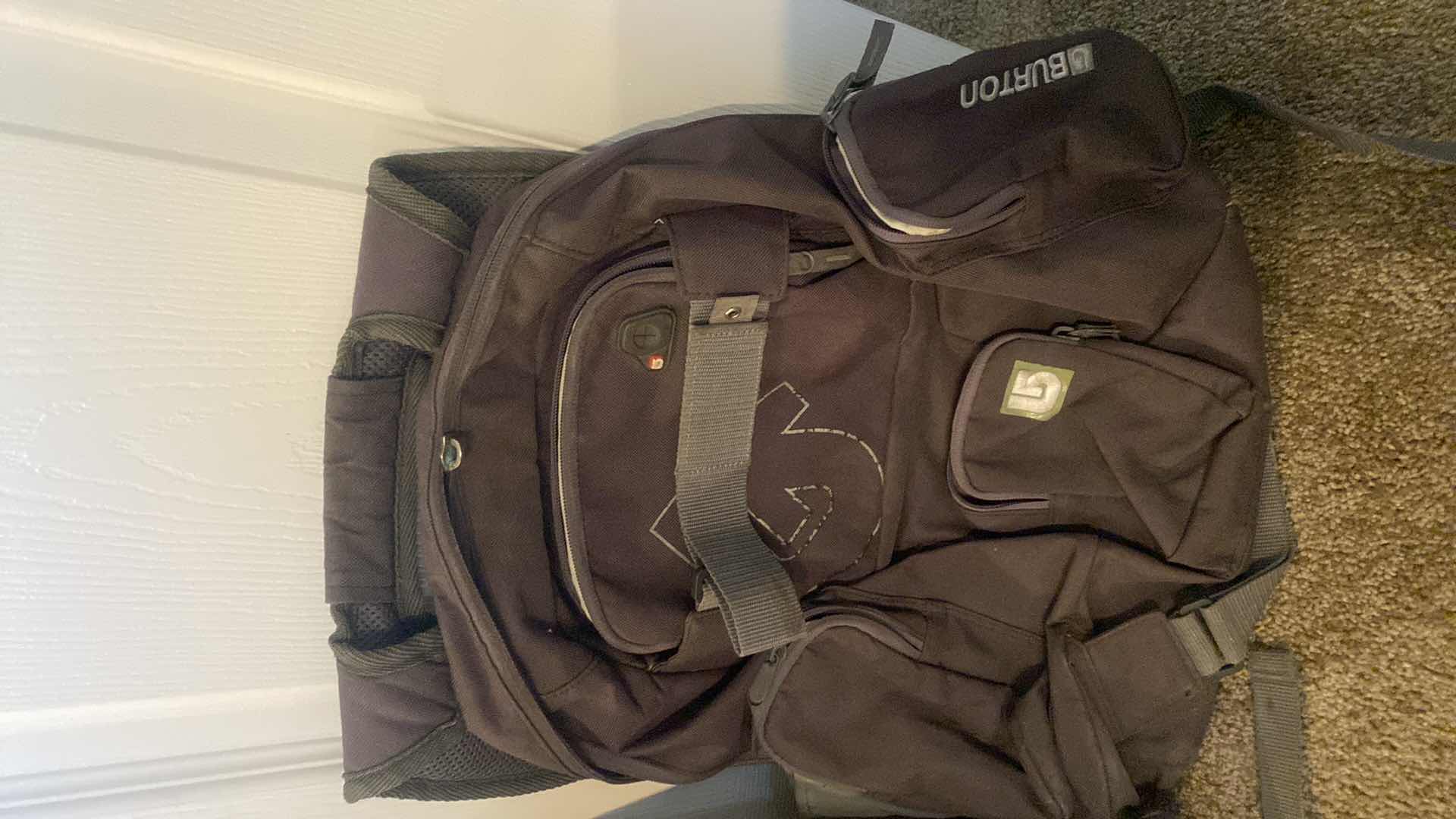 Photo 1 of 3-BACKPACKS- SAMSONITE JANSPORT & BURTON