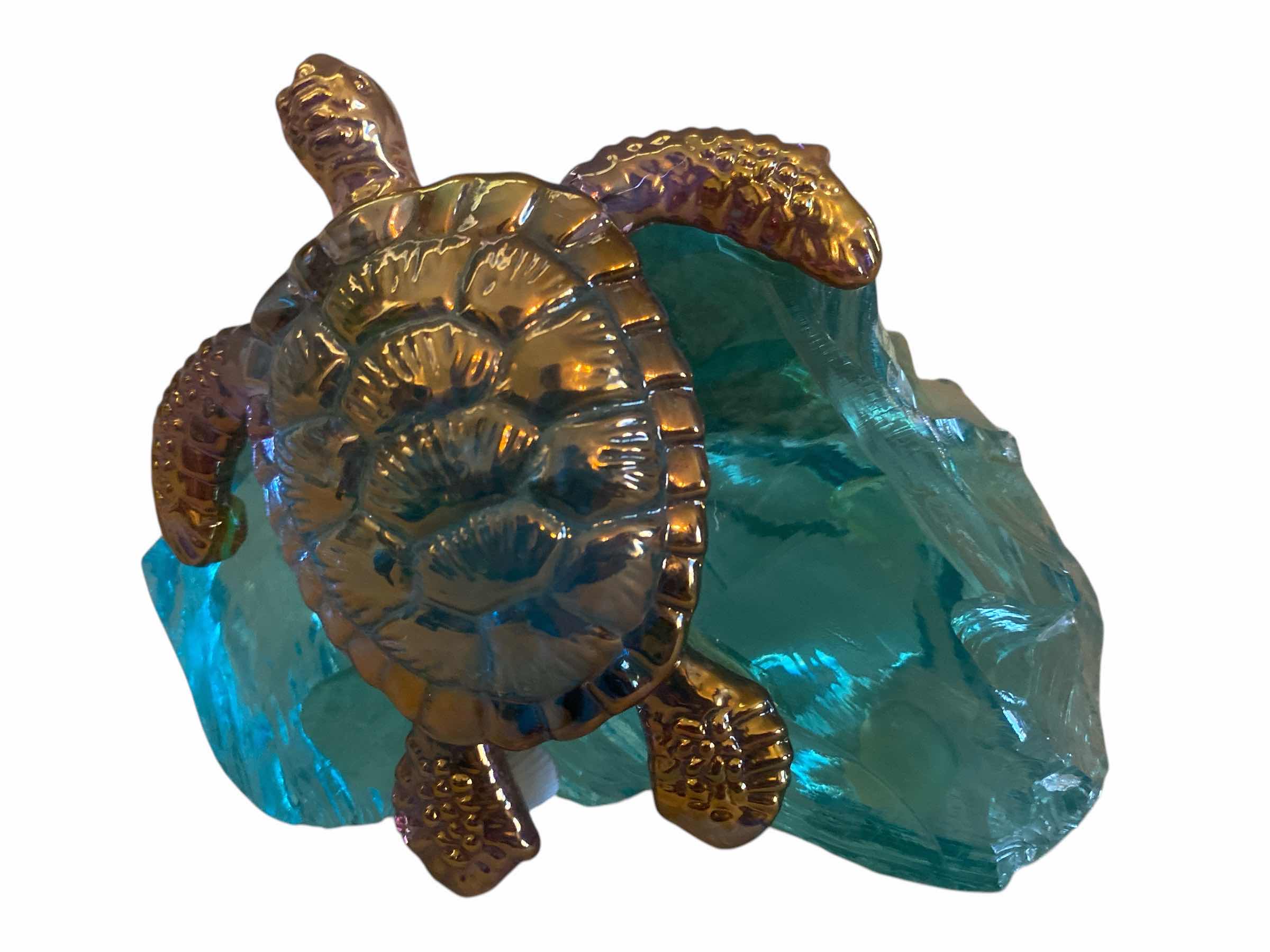 Photo 1 of $115 24K GOLD PLATED SEA TURTLE SCULPTURE WITH GLASS 7” x 4”