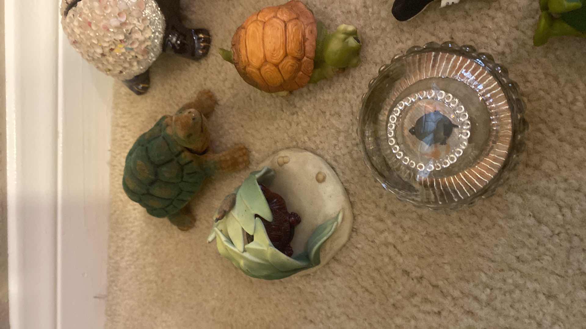 Photo 3 of 15 - TURTLE COLLECTION LARGEST 6 1/2” x 5”