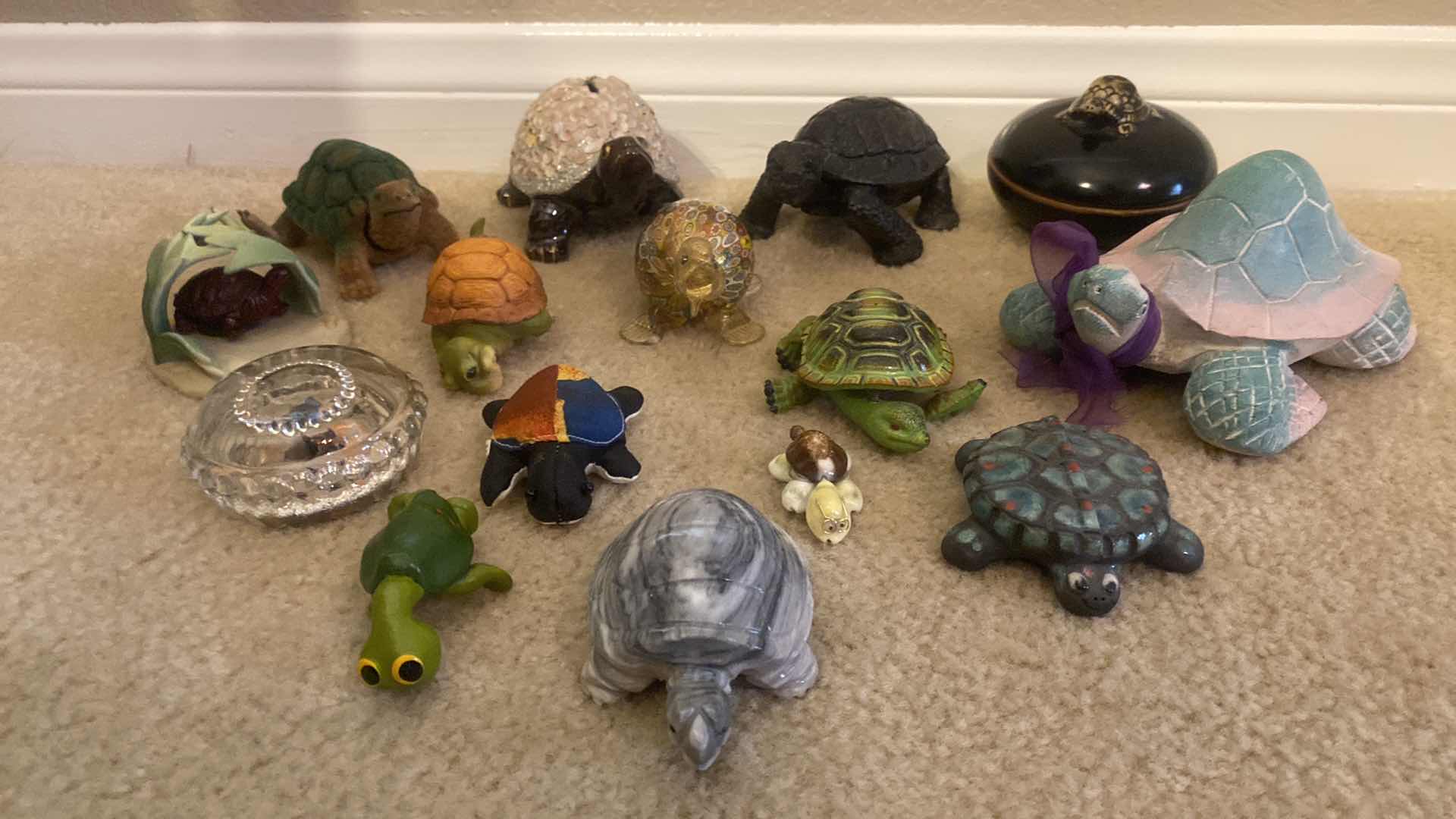 Photo 2 of 15 - TURTLE COLLECTION LARGEST 6 1/2” x 5”
