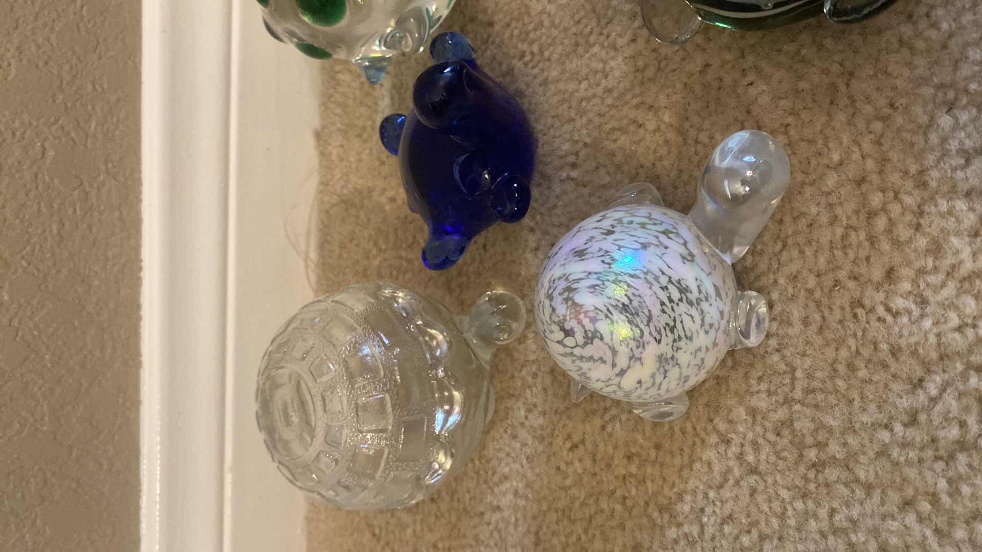 Photo 1 of 7 - GLASS TURTLE COLLECTION LARGEST 6” x 4”