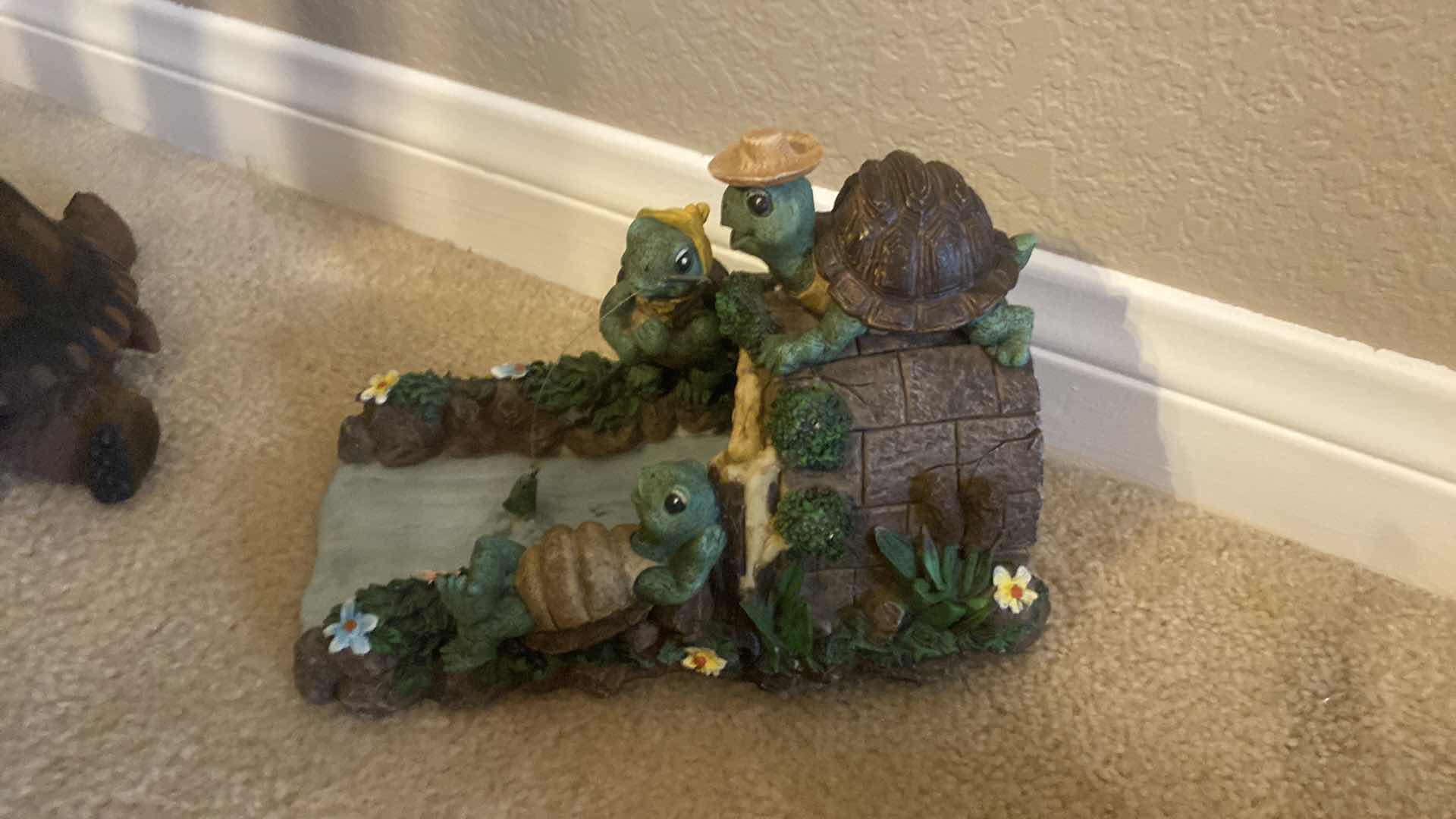 Photo 1 of 3 - RESIN TURTLES LARGEST 10” x 8”