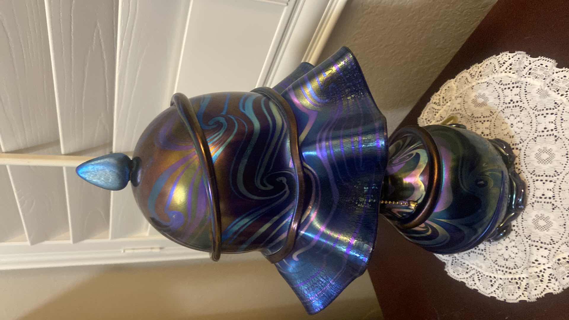 Photo 1 of ART GLASS MID CENTURY MODERN  LAMP H17”