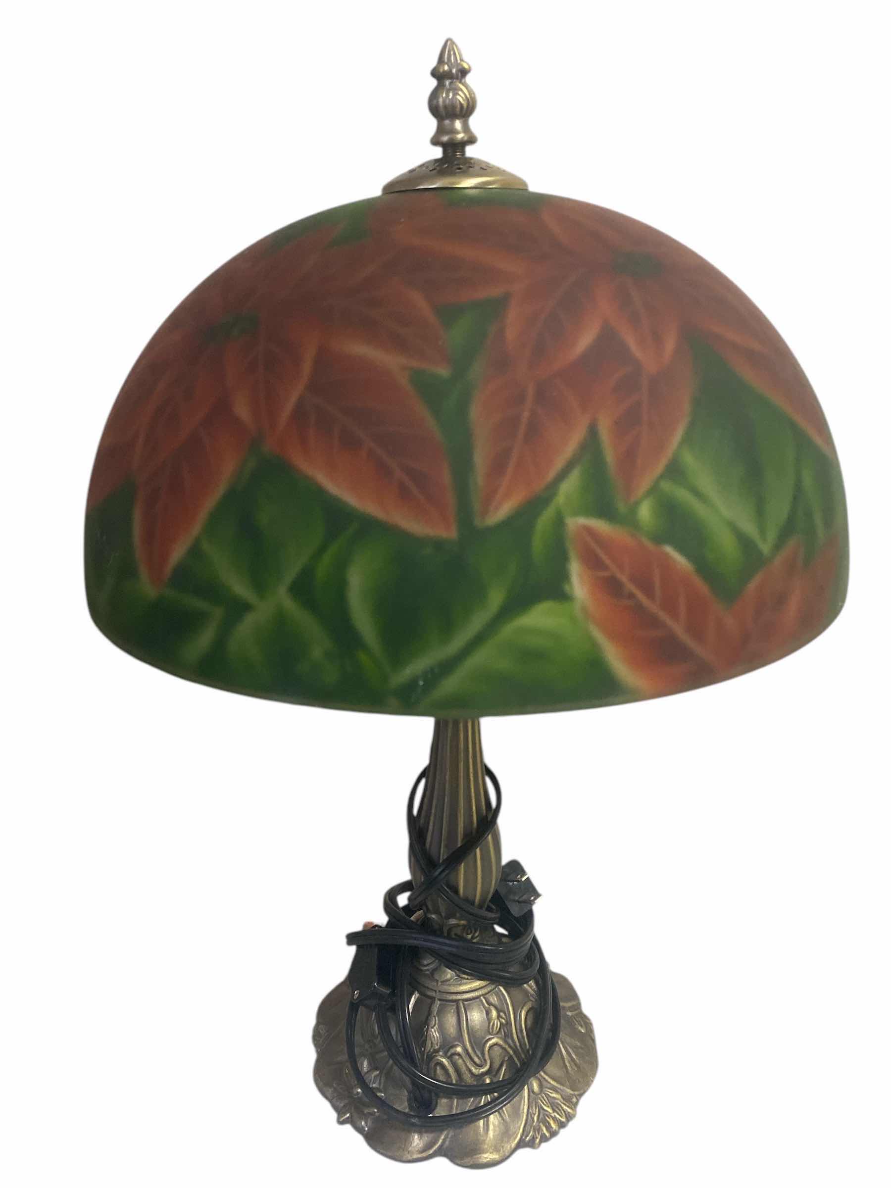 Photo 1 of HOLIDAY LAMP WITH GLASS TOP H18”