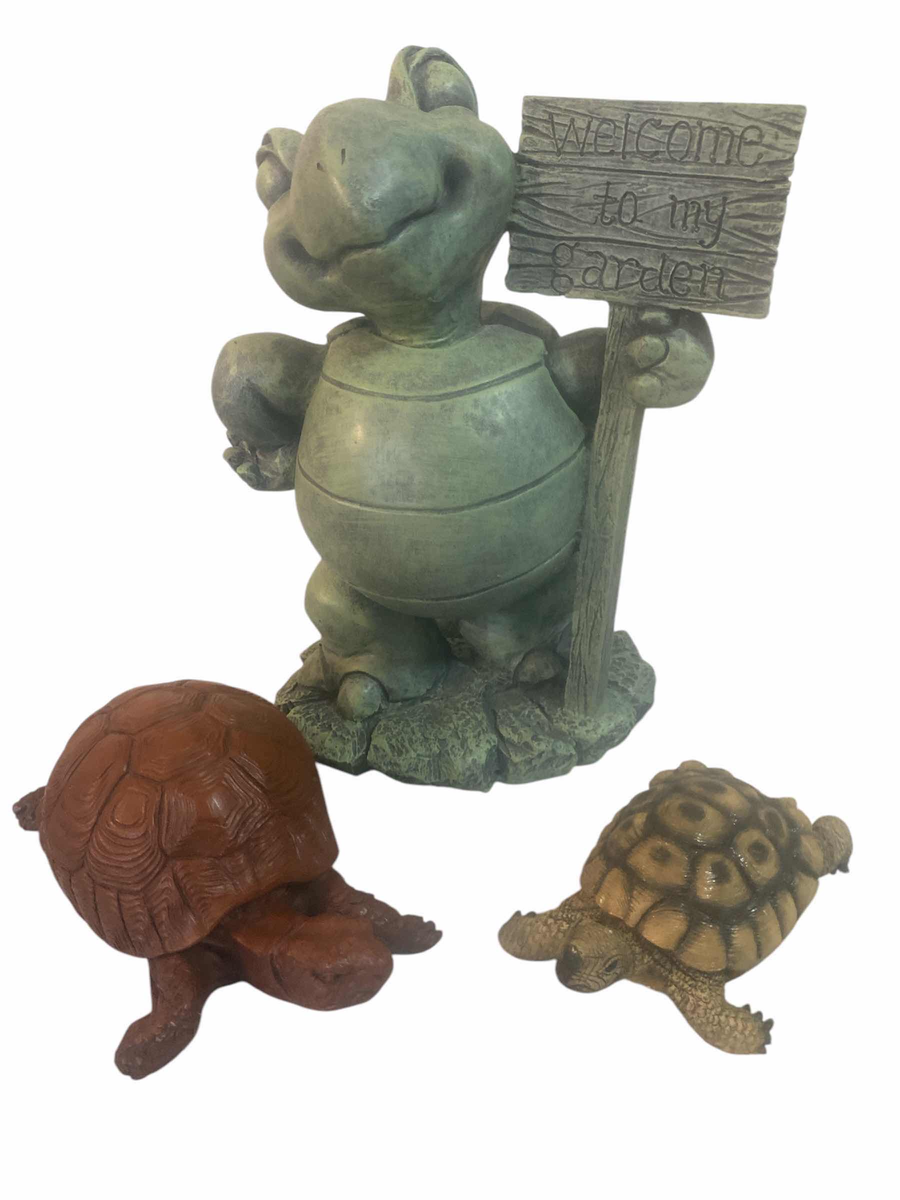 Photo 1 of 3 RESIN TURTLES LARGEST 9“ x 11“
