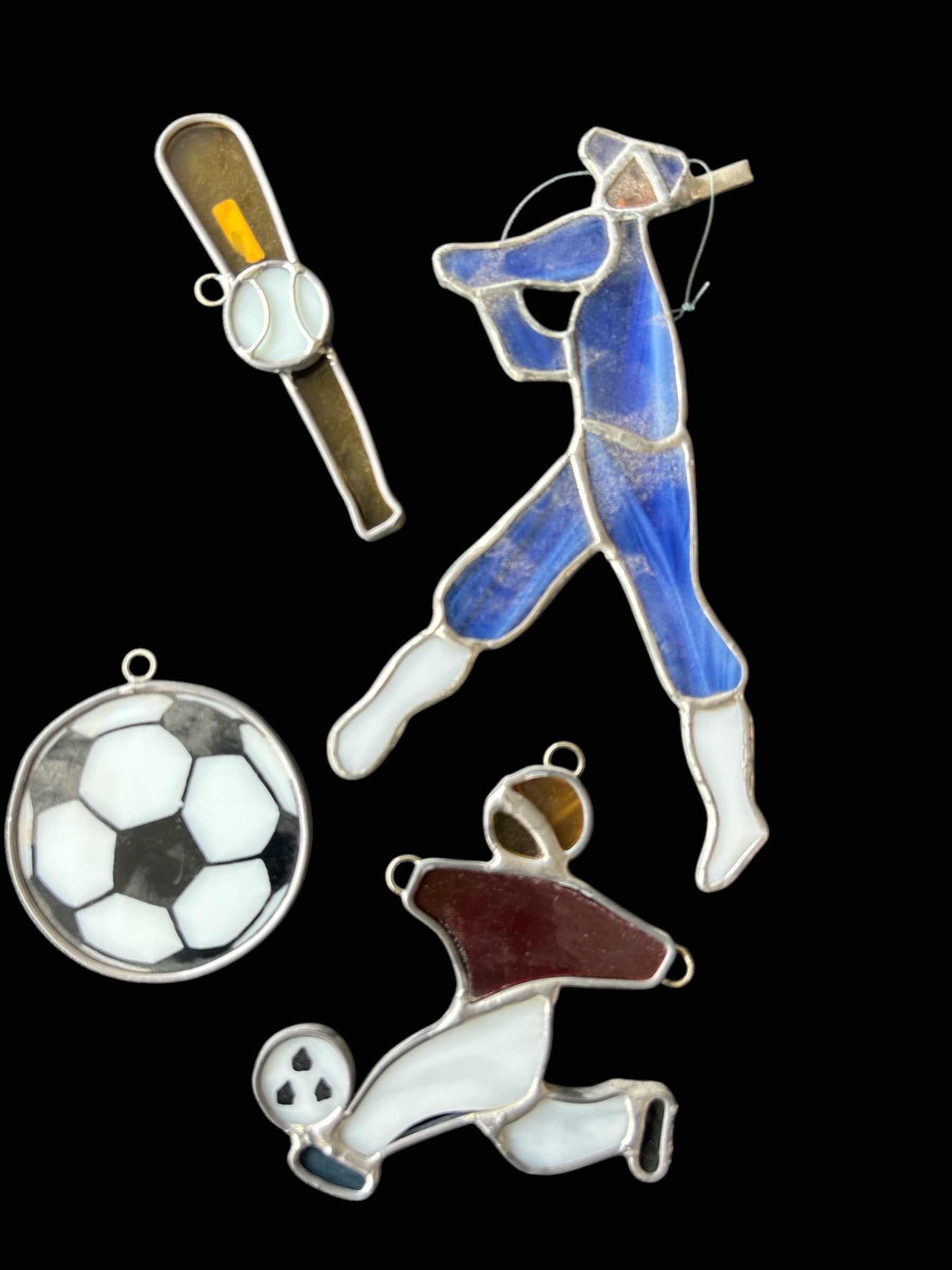 Photo 1 of 4 SMALL STAINED GLASS PIECES, LARGEST H 8”