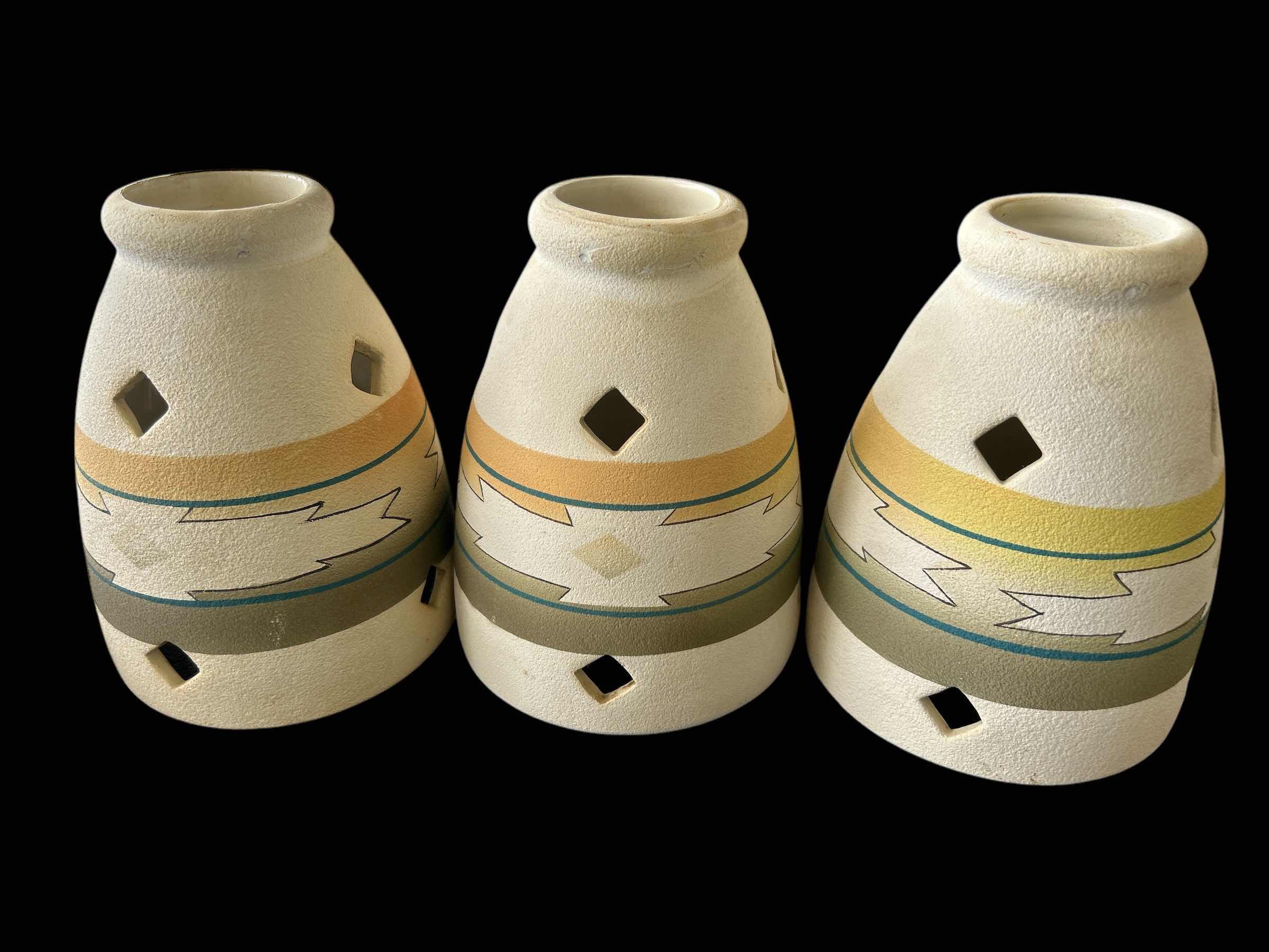 Photo 1 of 3- 5.25” LAMP TERRA COTA SHADES