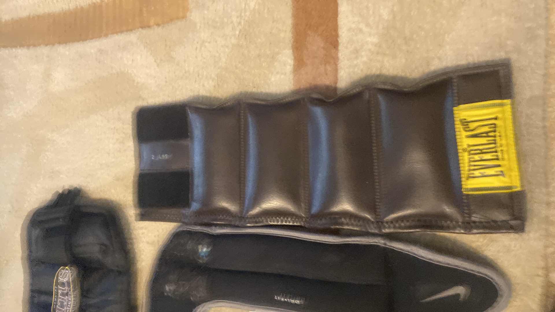 Photo 1 of 11 - PIECE FITNESS - WEIGHTS & MORE