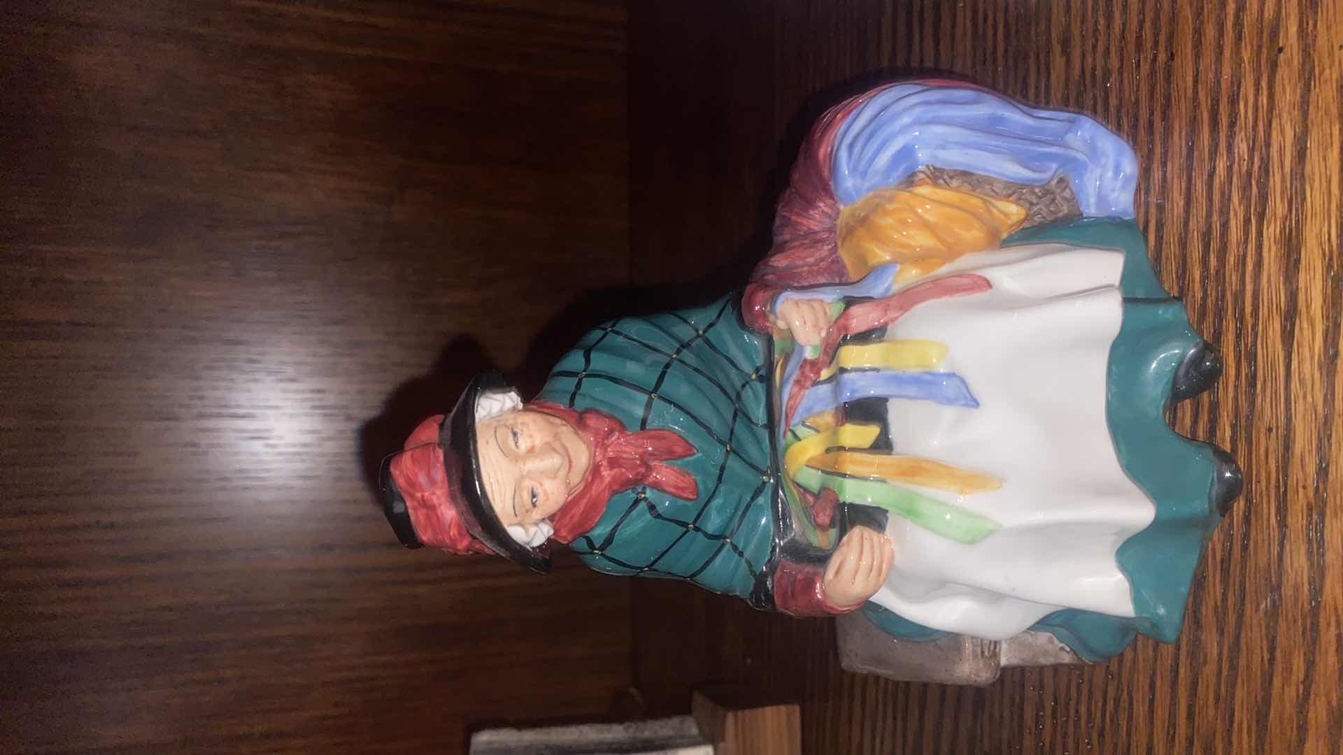 Photo 1 of ROYAL DOULTON SILKS AND RIBBONS FIGURINE H5 3/4”