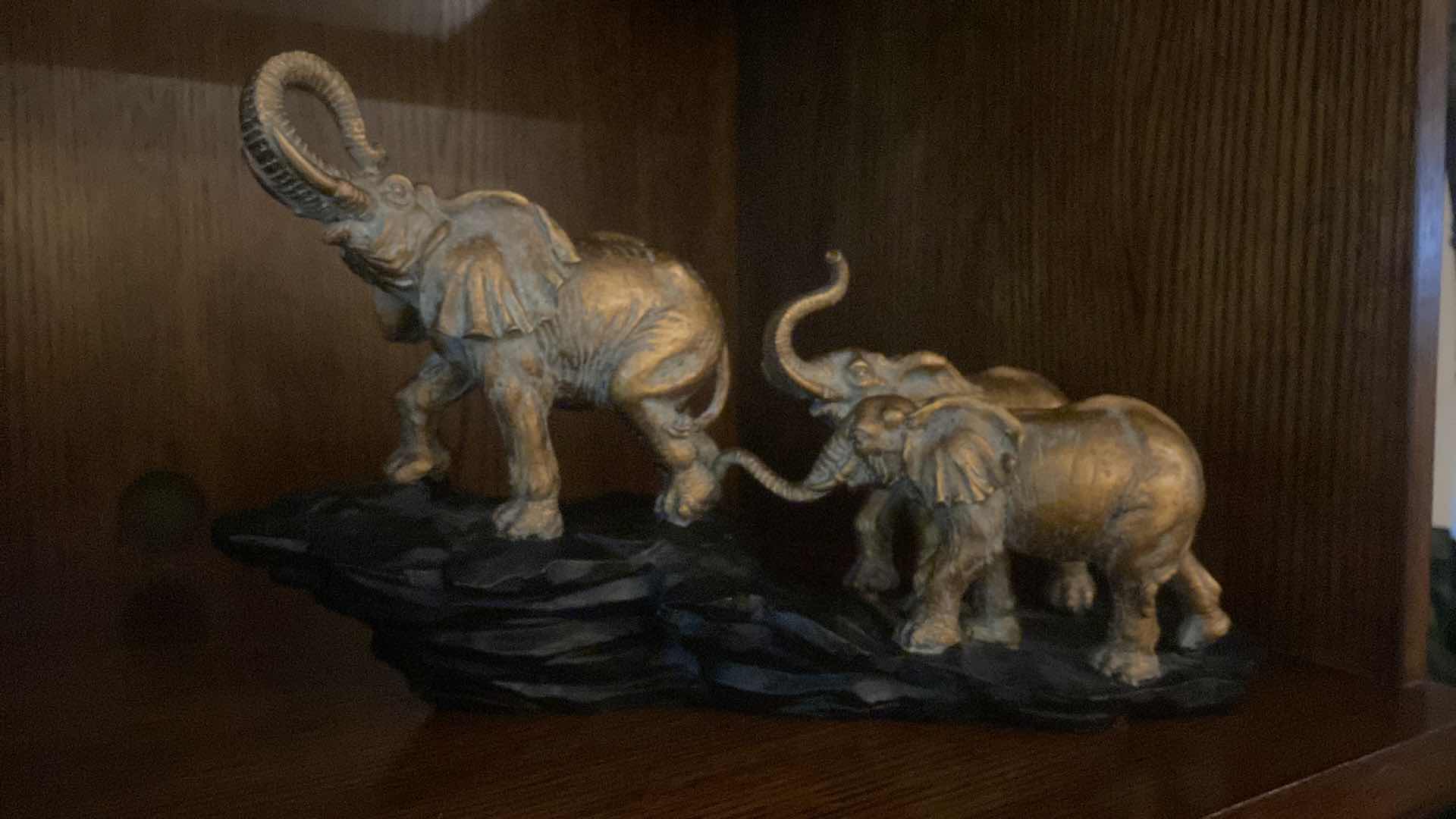 Photo 1 of ELEPHANT FAMILY STATUE RESIN 14” x 8 1/2”