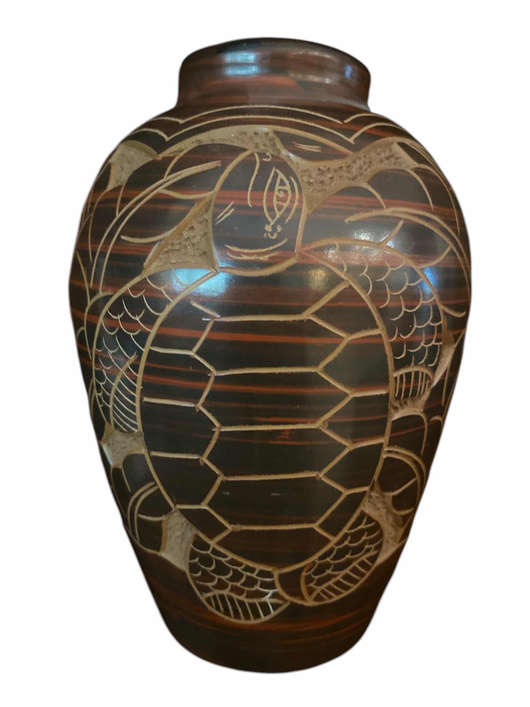 Photo 1 of WOOD CARVED VASE WITH TURTLE FROM COSTA RICA H6 1/2”