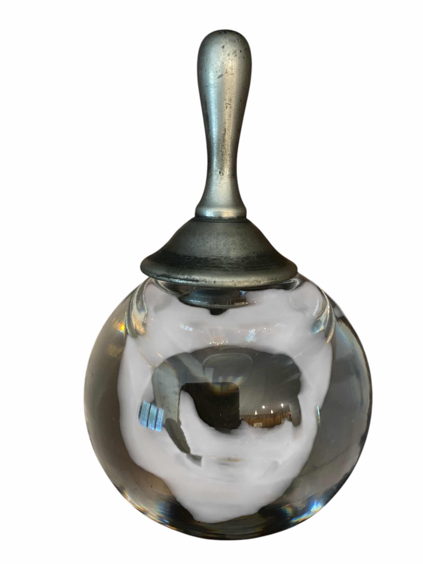 Photo 1 of ANTIQUE POWDER BOTTLE H4 1/4”