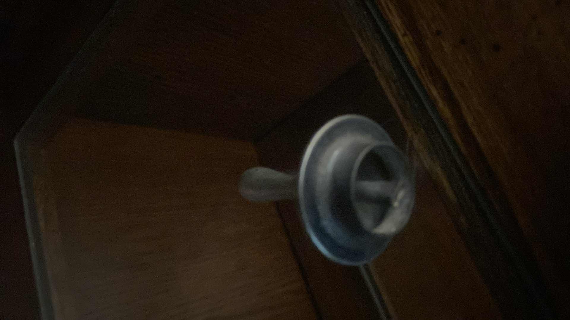 Photo 1 of ANTIQUE POWDER BOTTLE H4 1/4”