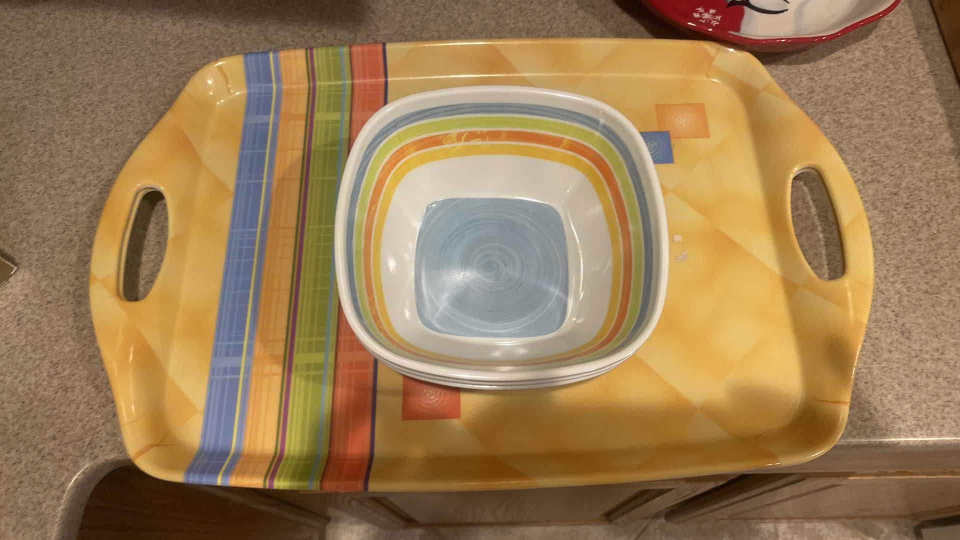 Photo 6 of CONTENTS OF KITCHEN CABINET- GLASS PLATERS & BOWLS