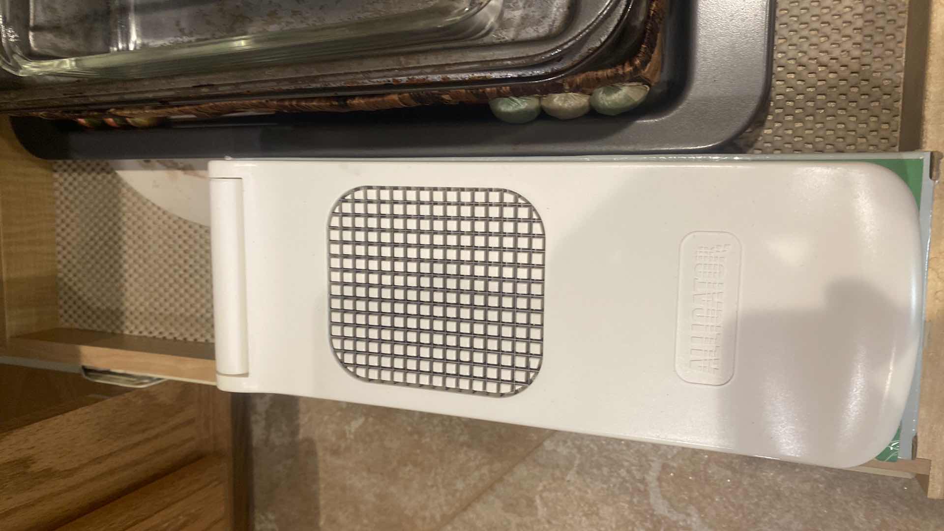 Photo 1 of ELECTRIC KNIFE MIXER DOILIES & BAKEWARE