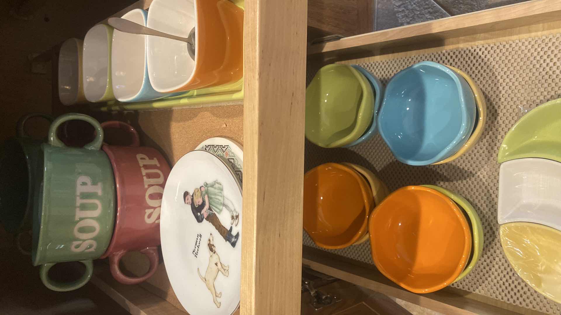 Photo 1 of CONTENTS KITCHEN CABINET - SOUP BOWLS, BOWLS & MORE