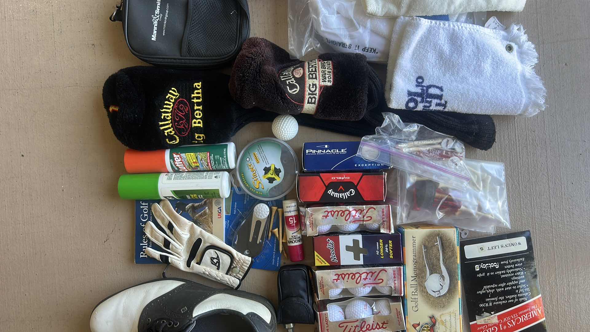 Photo 1 of GOLF ACCESSORIES - FOOTJOYS SIZE 8M