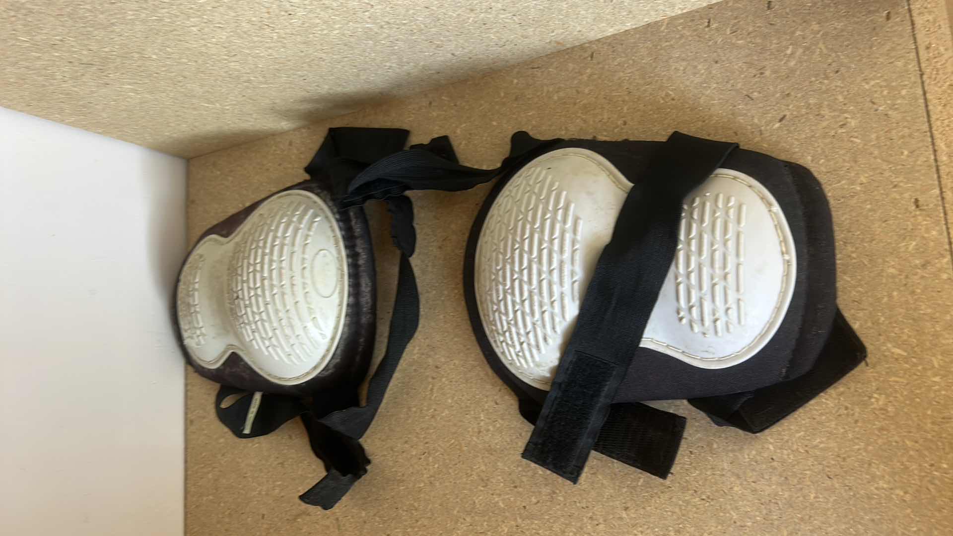 Photo 1 of GARDENING CART & KNEE PADS