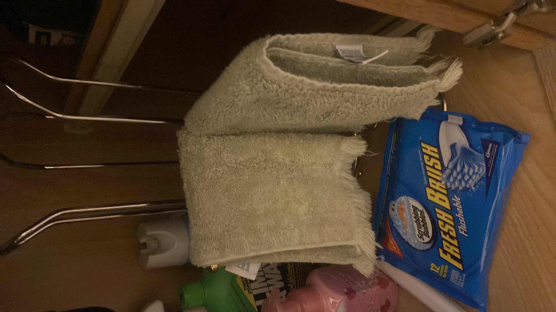 Photo 1 of CONTENTS BATH CABINET - CLEANING & PERSONAL CARE