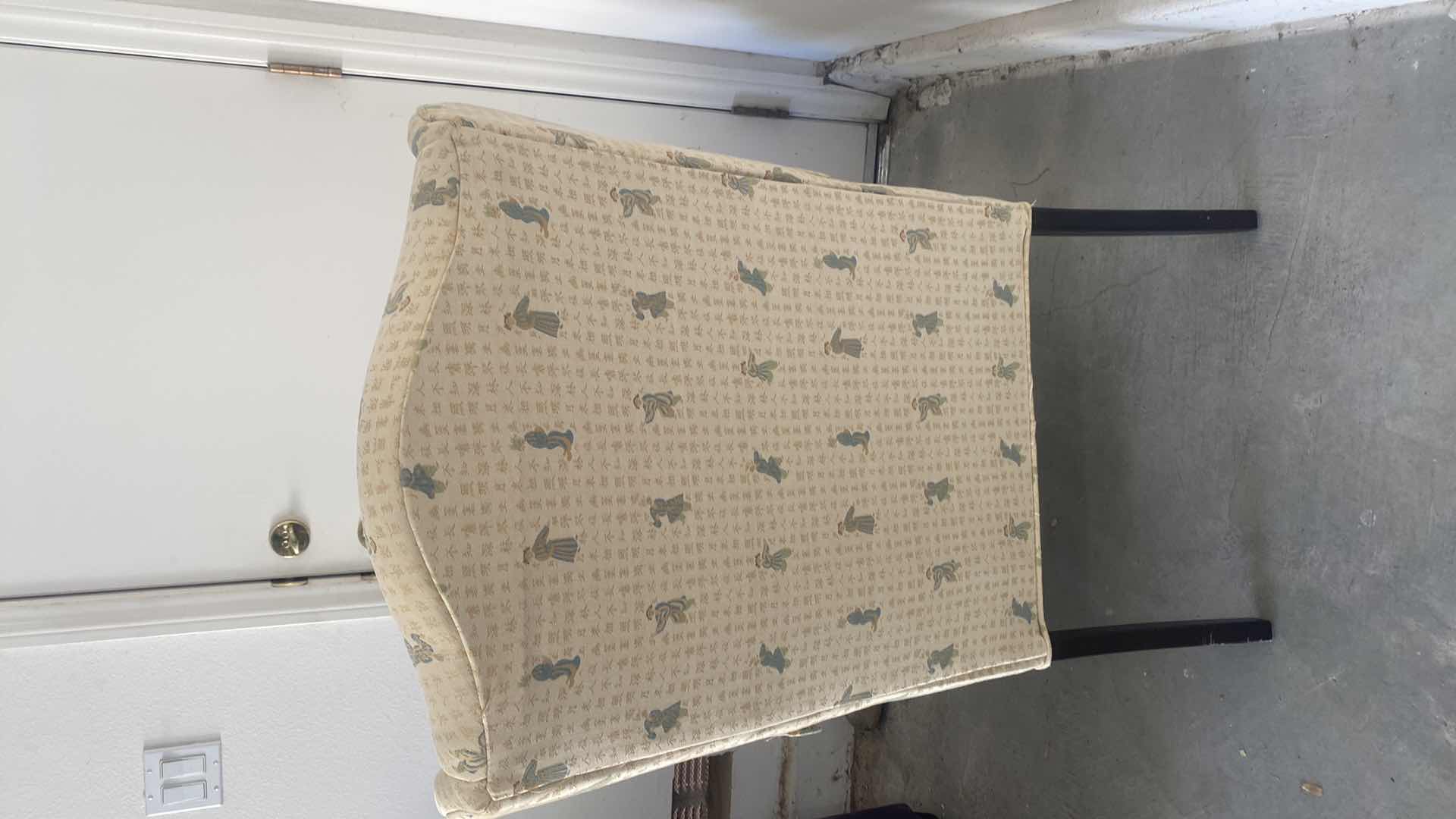 Photo 1 of FLEXSTEEL WINGBACK OCCASIONAL CHAIR WITH QUEEN ANN LEGS