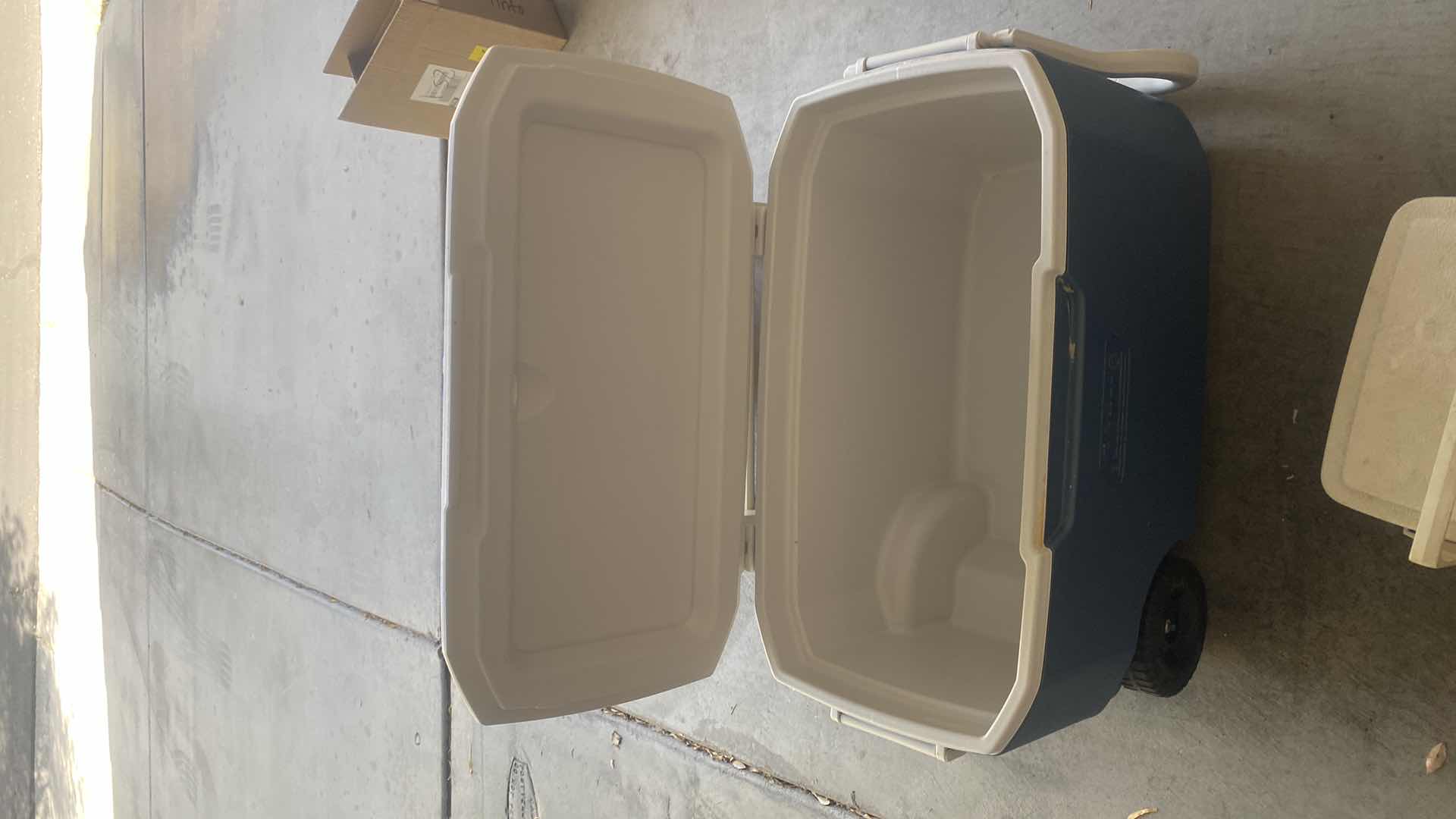 Photo 1 of 3 - COLEMAN COOLERS