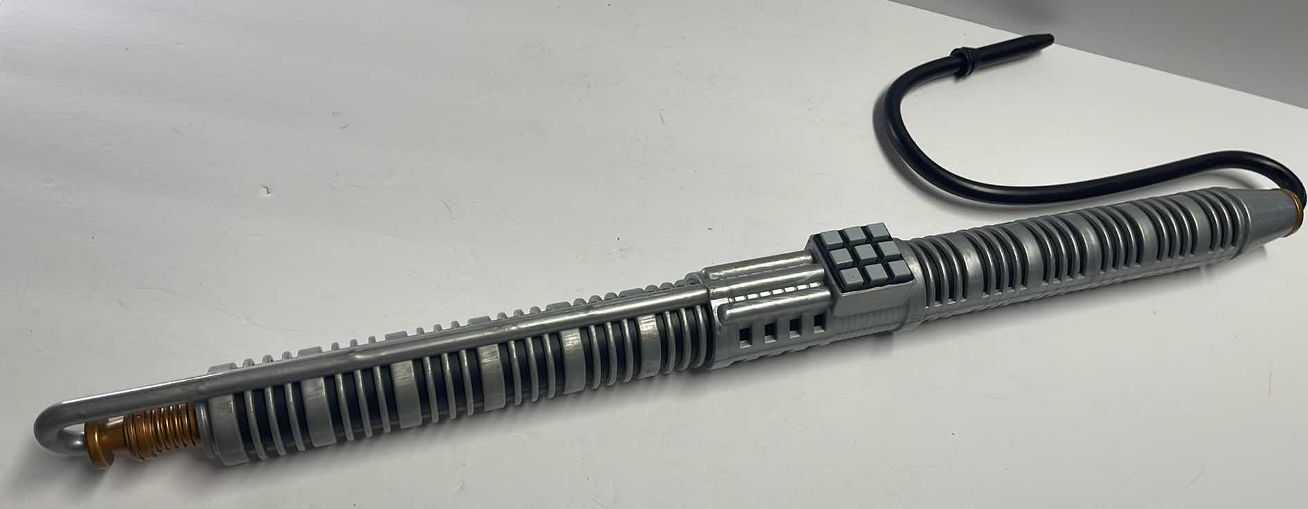Photo 1 of GALAXY'S EDGE MUSICAL INSTRUMENT TOY DARIAN TOY KLOO HORN STAR WARS CANTINA - RETAIL PRICE $150