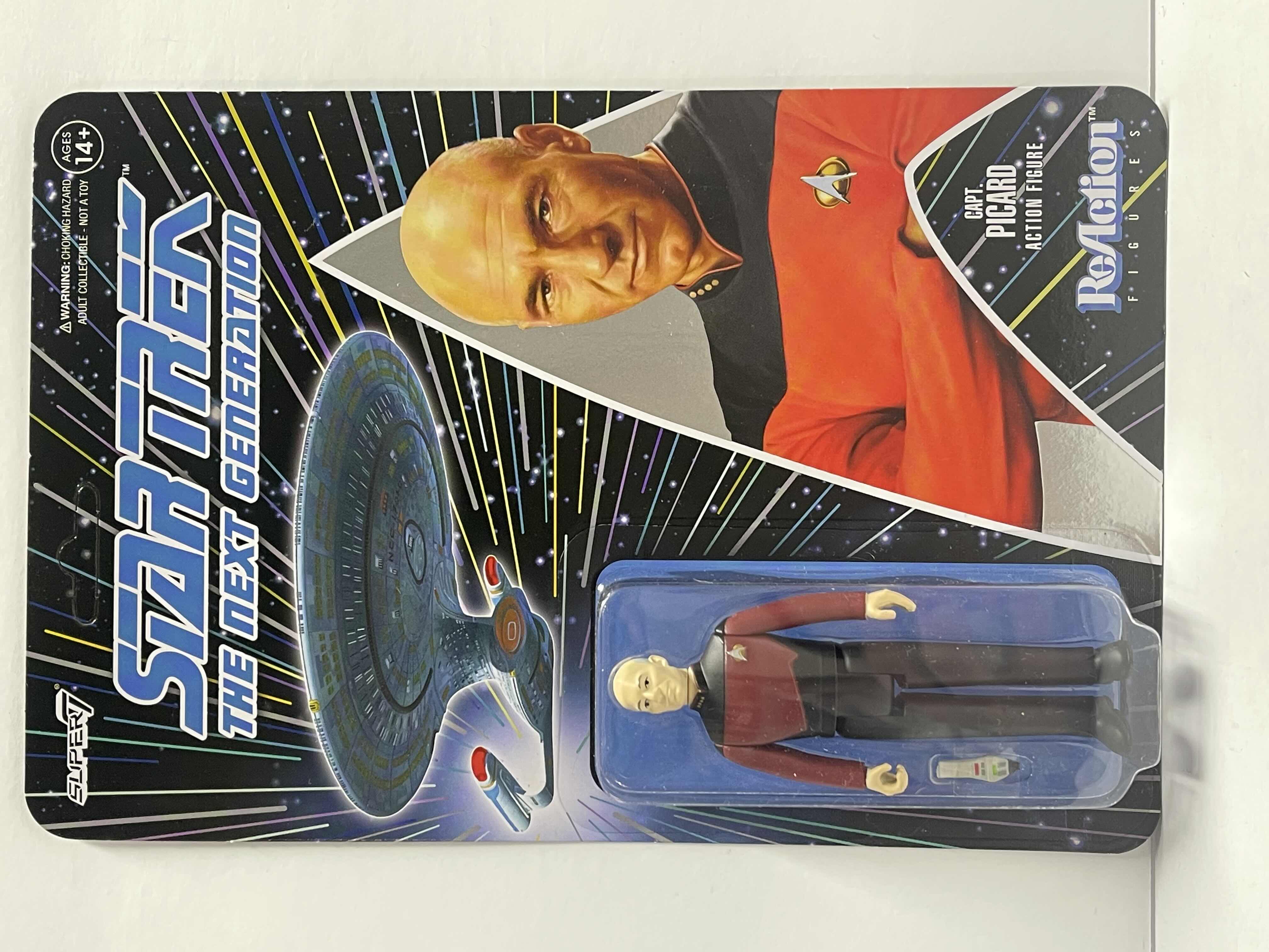 Photo 1 of NIB STAR TREK THE NEXT GENERATION “CAPTAIN PICARD”ACTION FIGURE 3.75" - RETAIL PRICE $20.00