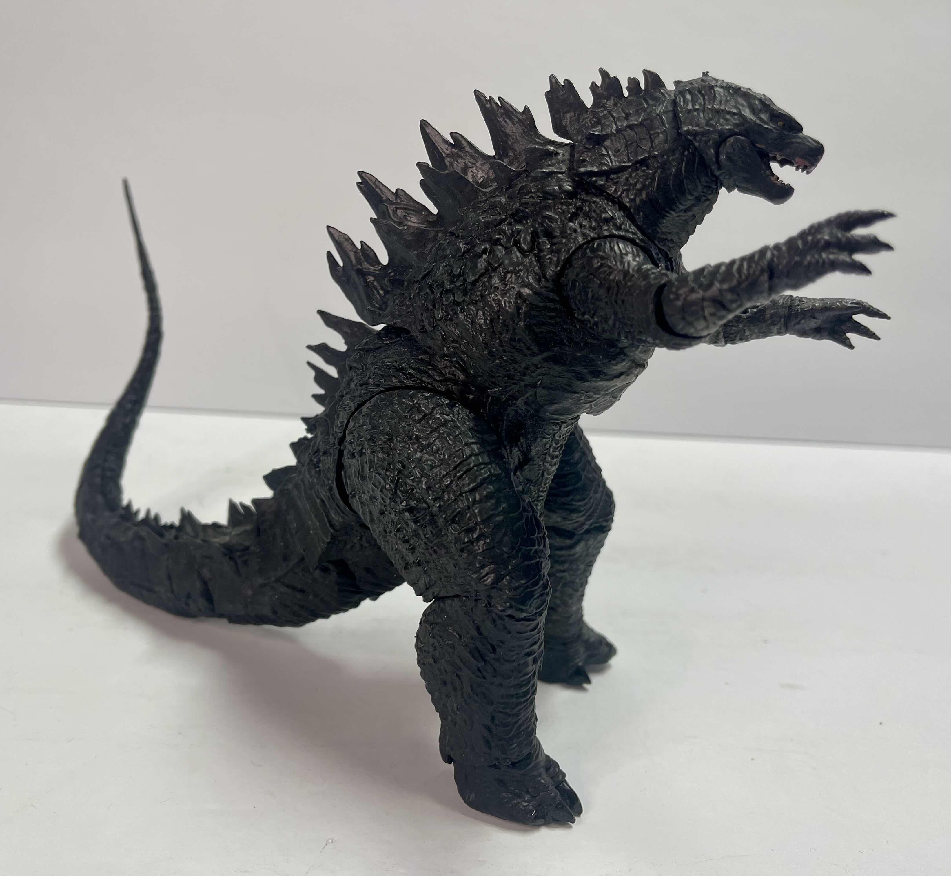 Photo 1 of NECA GODZILLA - L 12" MODREN GODZILLA ACTION FIGURE- SERIES 1 - RETAIL VALUE $95 * READ NOTES FOR MORE INFORMATION