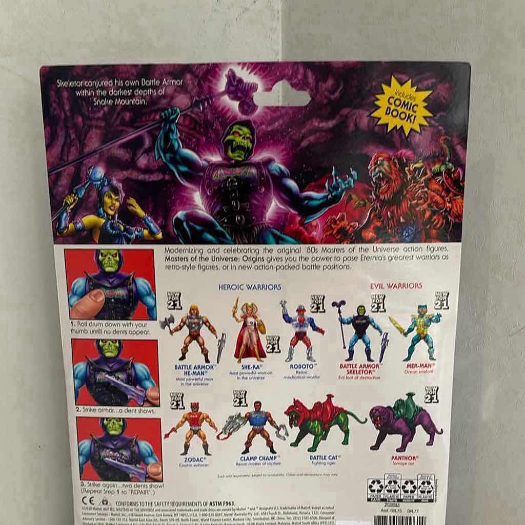 Photo 1 of NIB MASTERS OF THE UNIVERSE BATTLE ARMOR SKELETOR FIGURE SET MSRP $27.99