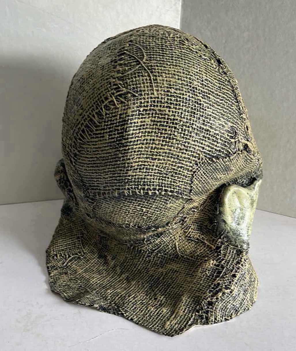 Photo 1 of CREEPSHOW TELEVISION SERIES THE COMPANION SCARECROW MASK MSRP $67.99