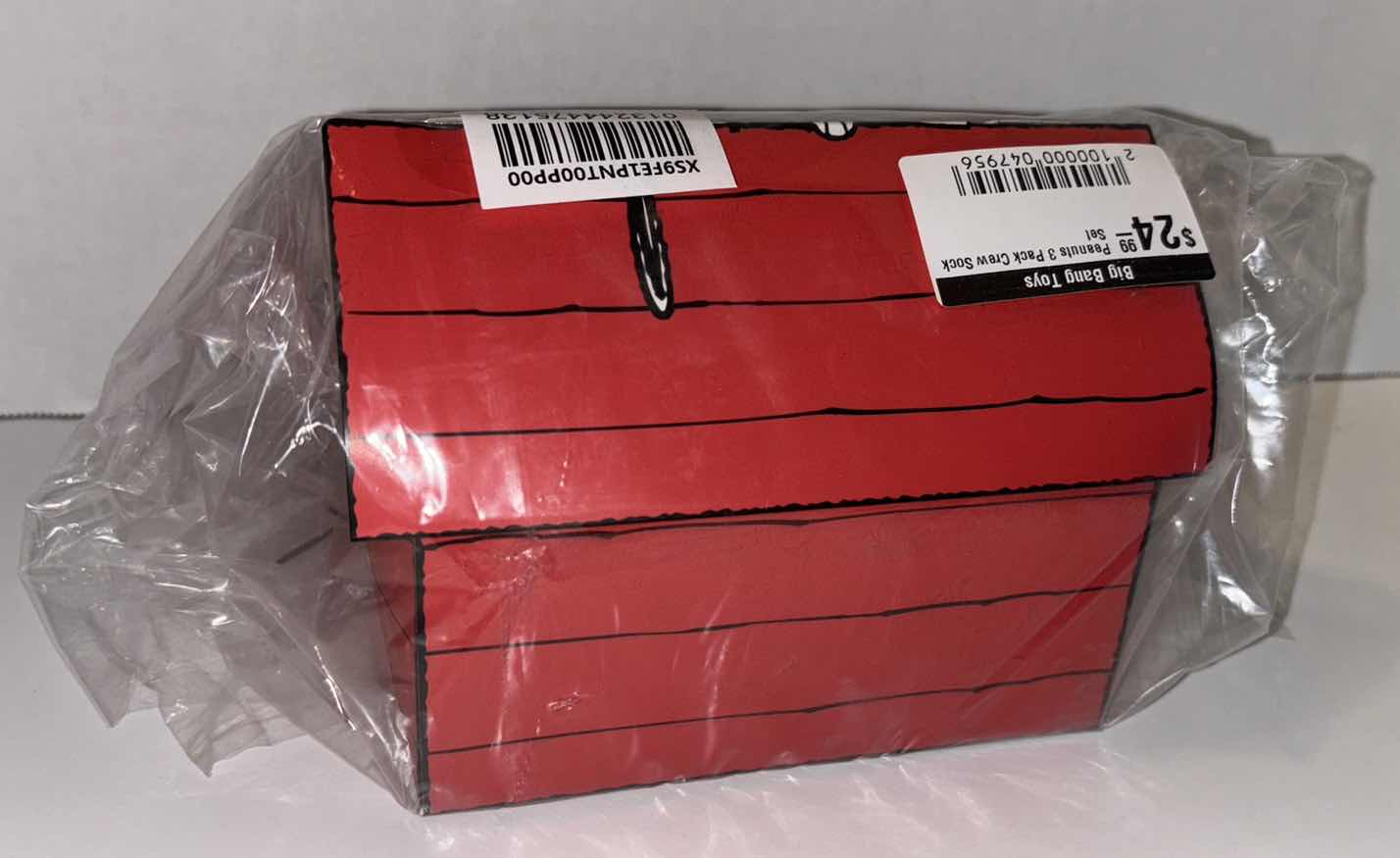 Photo 1 of NEW BIOWORLD PEANUTS 3-PACK CREW SOCKS SET (MENS SIZE 8-12)