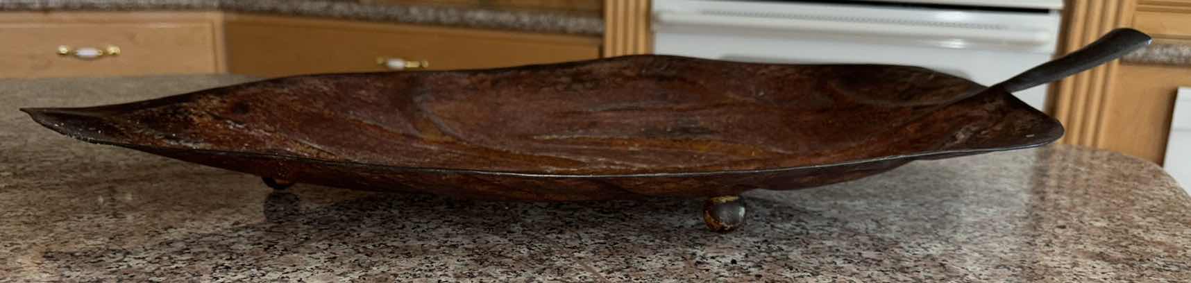 Photo 1 of FLORAL ARRANGEMENT & HAMMERED METAL DECORATIVE LEAF PLATE 26.25” x 14.5” (FLORAL ARRANGEMENT IS H32”)