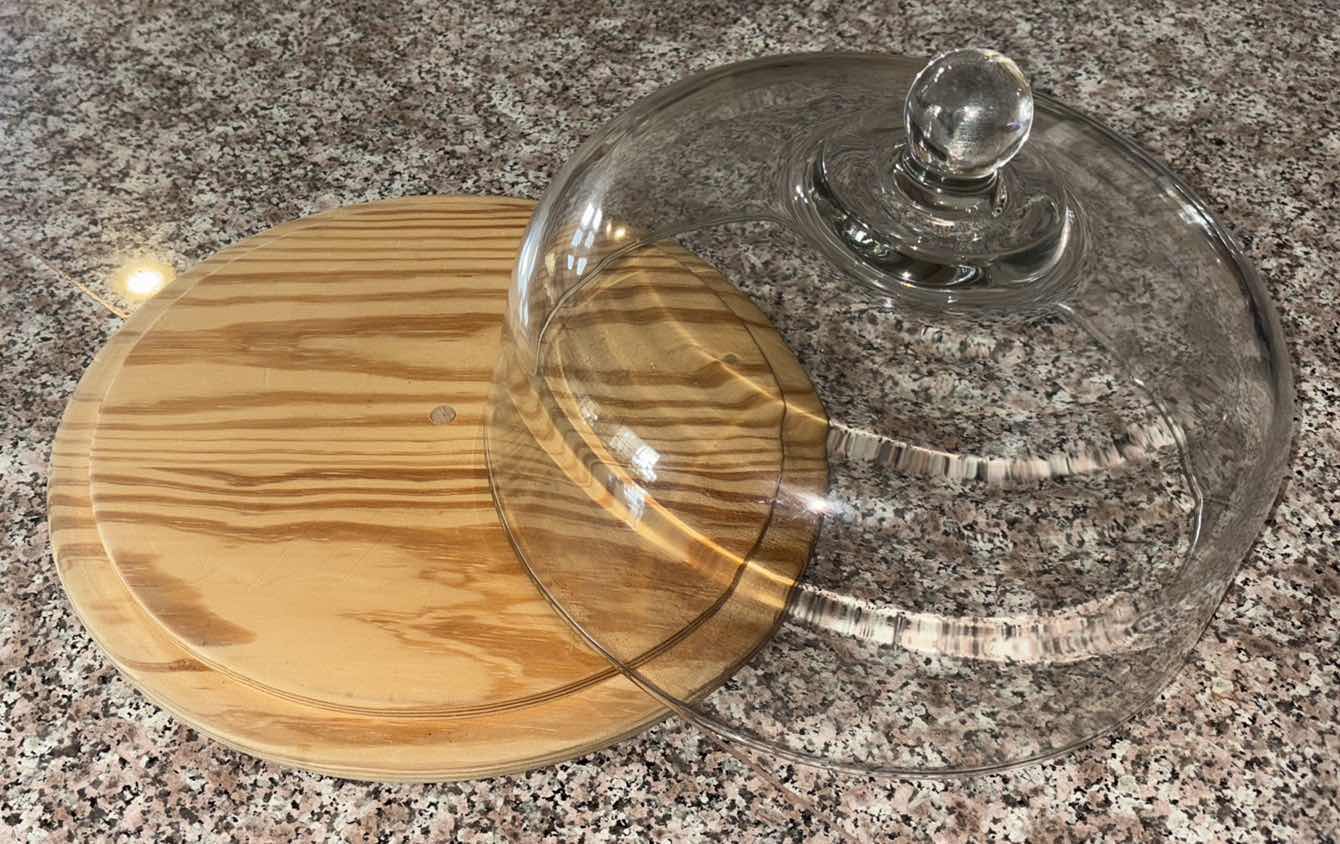 Photo 1 of CLOCHE W GLASS DOME & WOOD BASE FOR DESSERTS/CHEESE/FRUIT